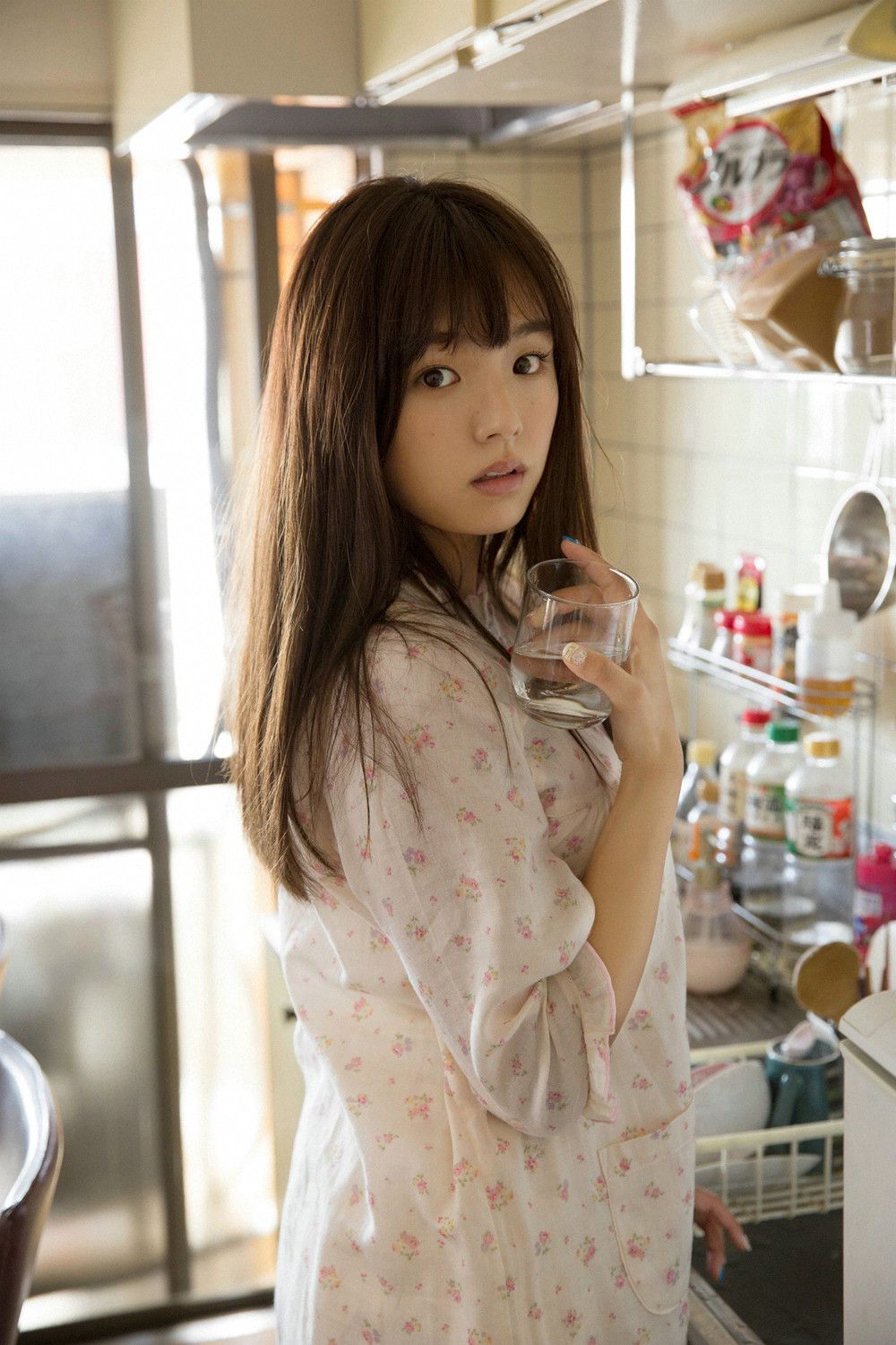篠崎愛《In The Room》 [YS Web] Vol.629