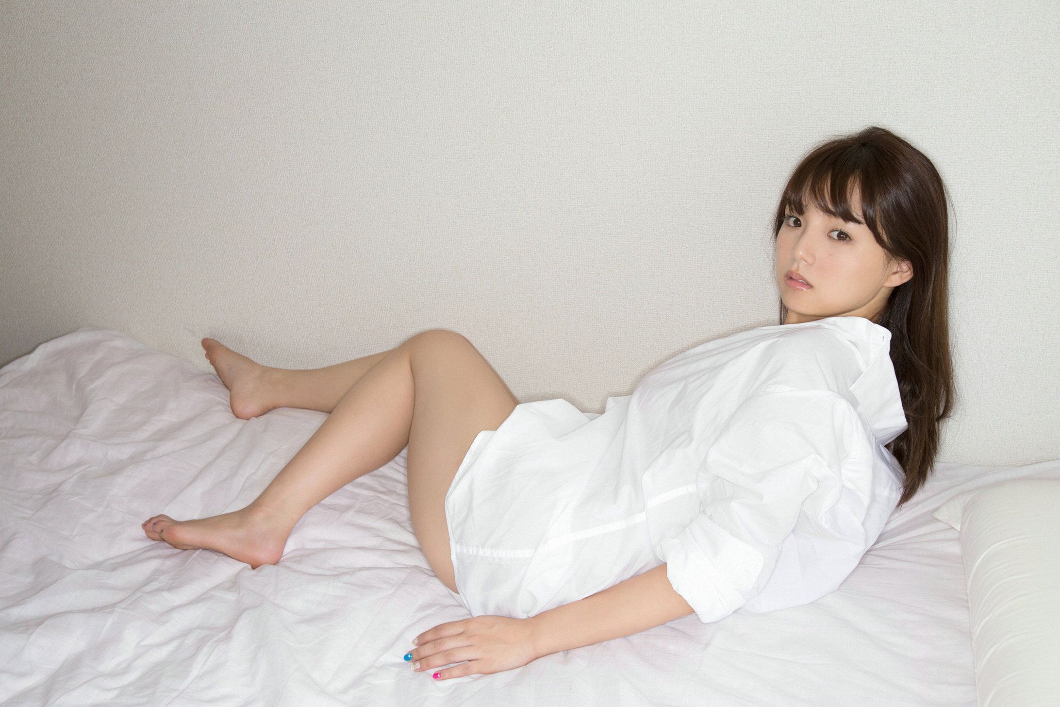 篠崎愛《In The Room》 [YS Web] Vol.629