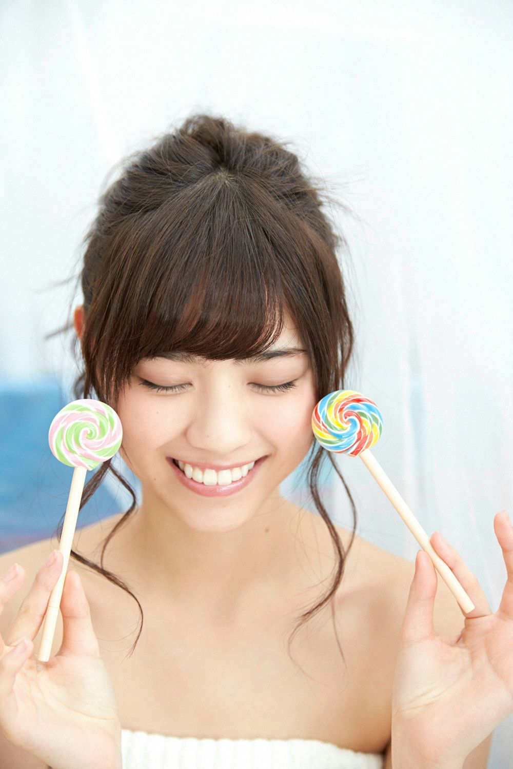 生駒里奈/西野七瀬《ねがいよとどけ！》 [YS Web] Vol.634