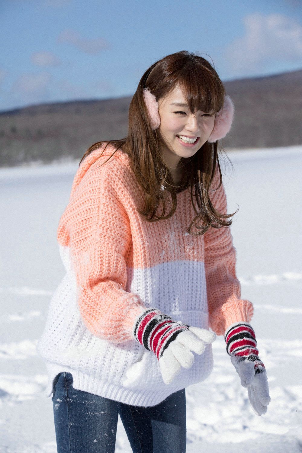 篠崎愛《あっためてあげる。》 [YS Web] Vol.637