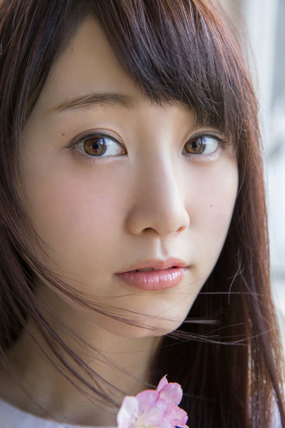 松井玲奈《春色のヒロイン》 [YS Web] Vol.645