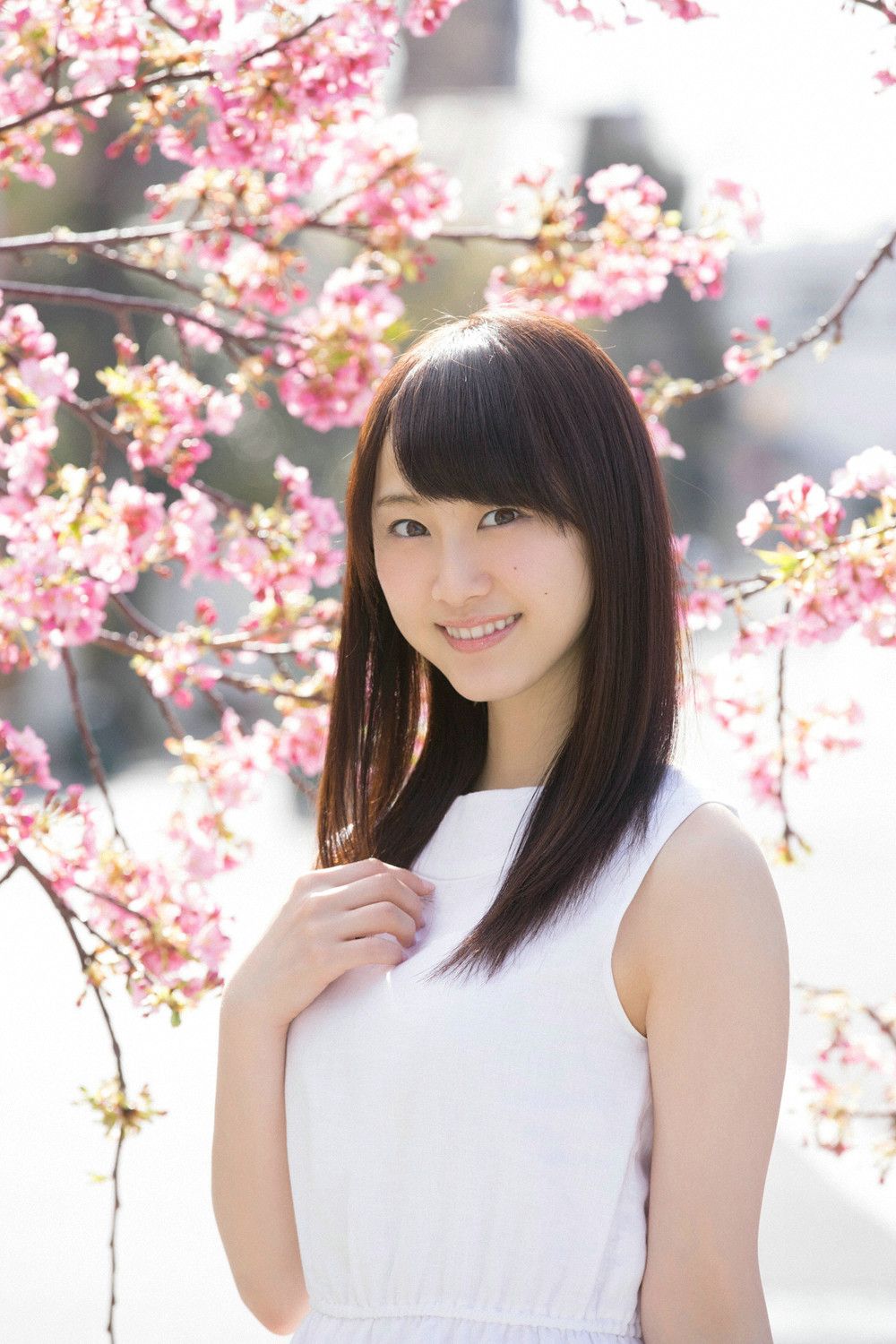 松井玲奈《春色のヒロイン》 [YS Web] Vol.645