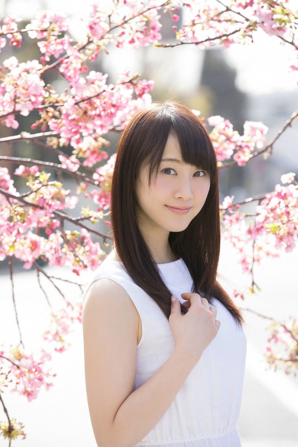 松井玲奈《春色のヒロイン》 [YS Web] Vol.645
