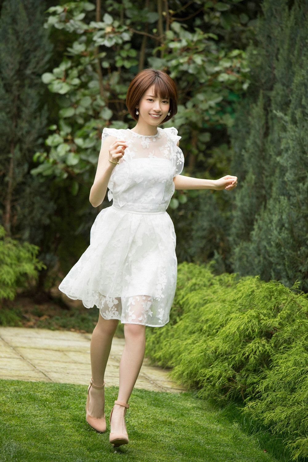 橋本奈々未《この透明感… ドキッ！》 [YS Web] Vol.653