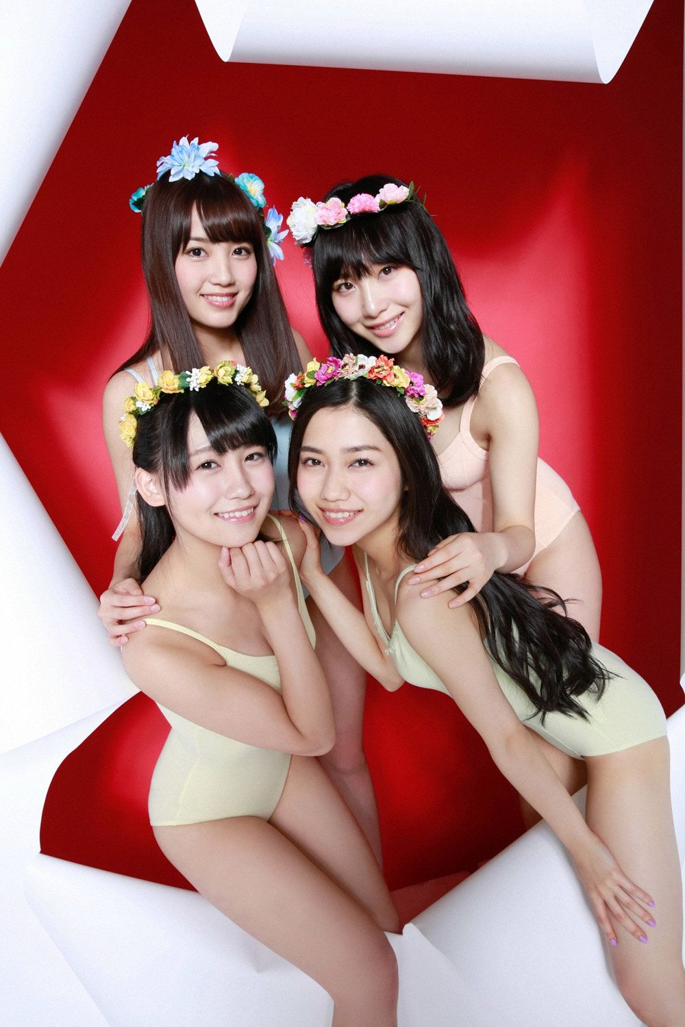 AKB48成员(小嶋真子、加藤玲奈、田野優花、高橋朱里)《18歳のAKB48》 [YS Web] Vol.657