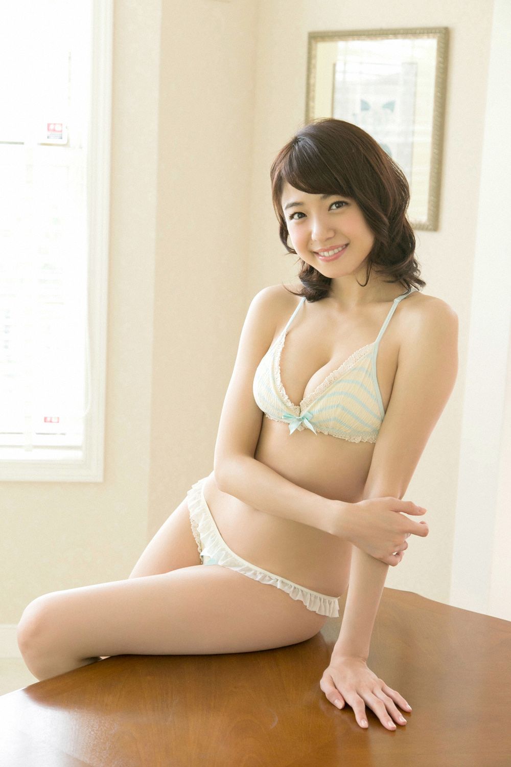 中村静香《やわらかぷるん》 [YS Web] Vol.683