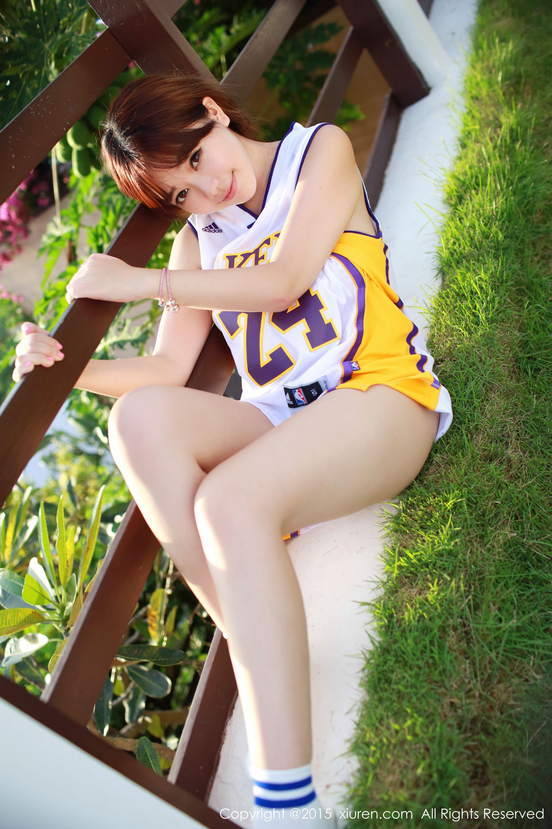 刘飞儿Faye《科比篮球服+布条内衣》 [秀人网XiuRen] No.452