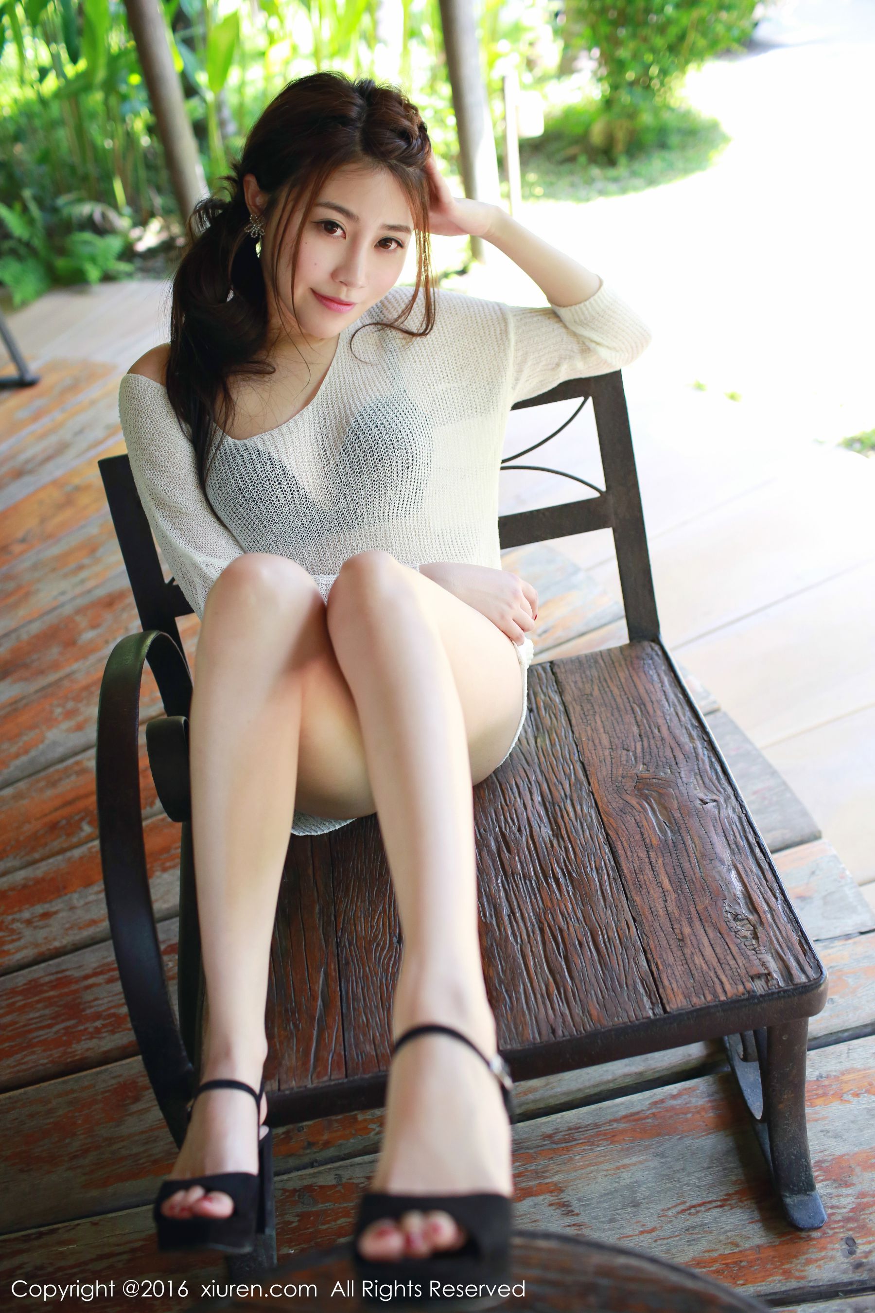 许诺Sabrina《泰国Pai县心愿旅拍》美腿外拍系列 [秀人网XiuRen] No.497