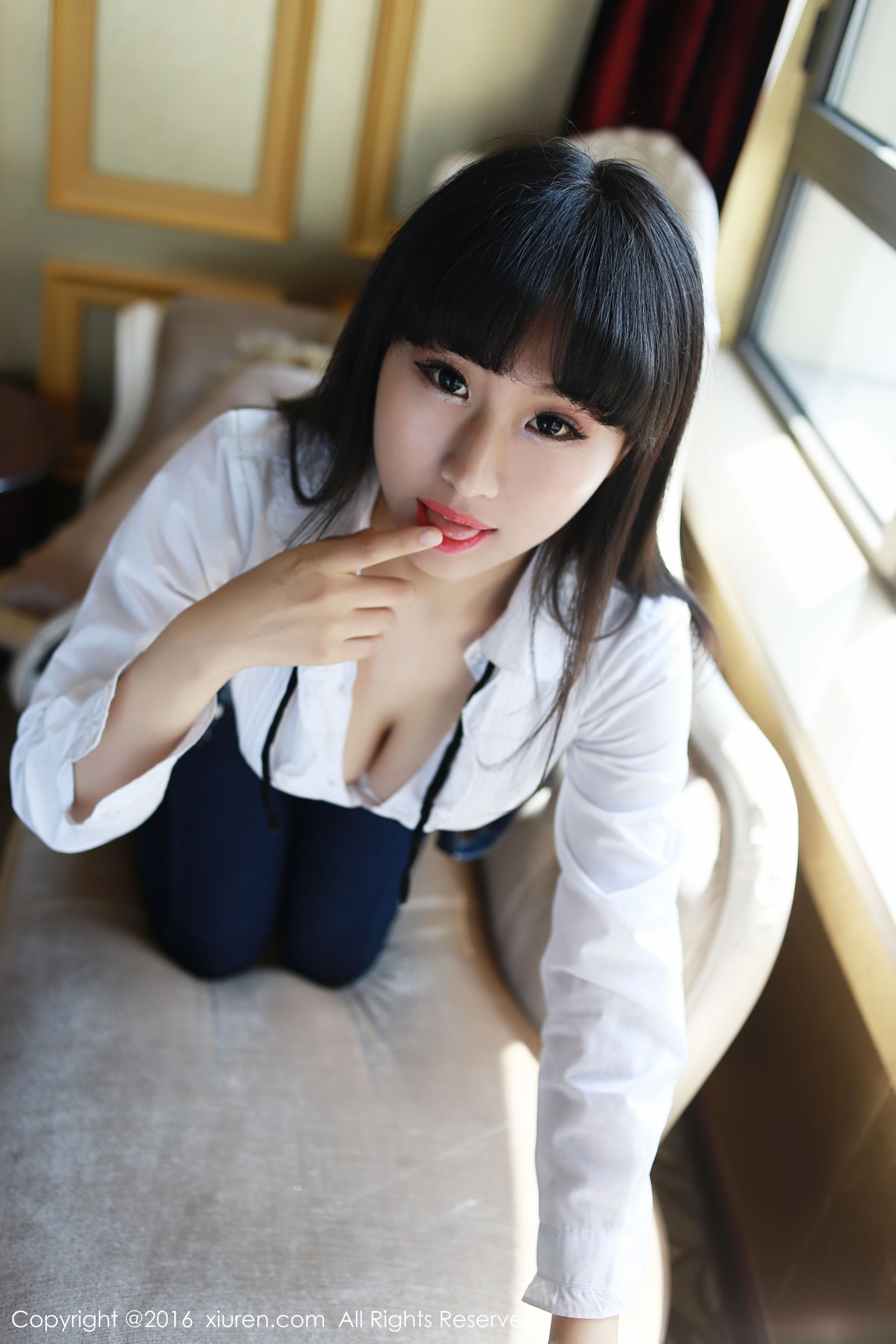 月音瞳《来自武汉的童颜巨乳妹子》 [秀人网XiuRen] No.520