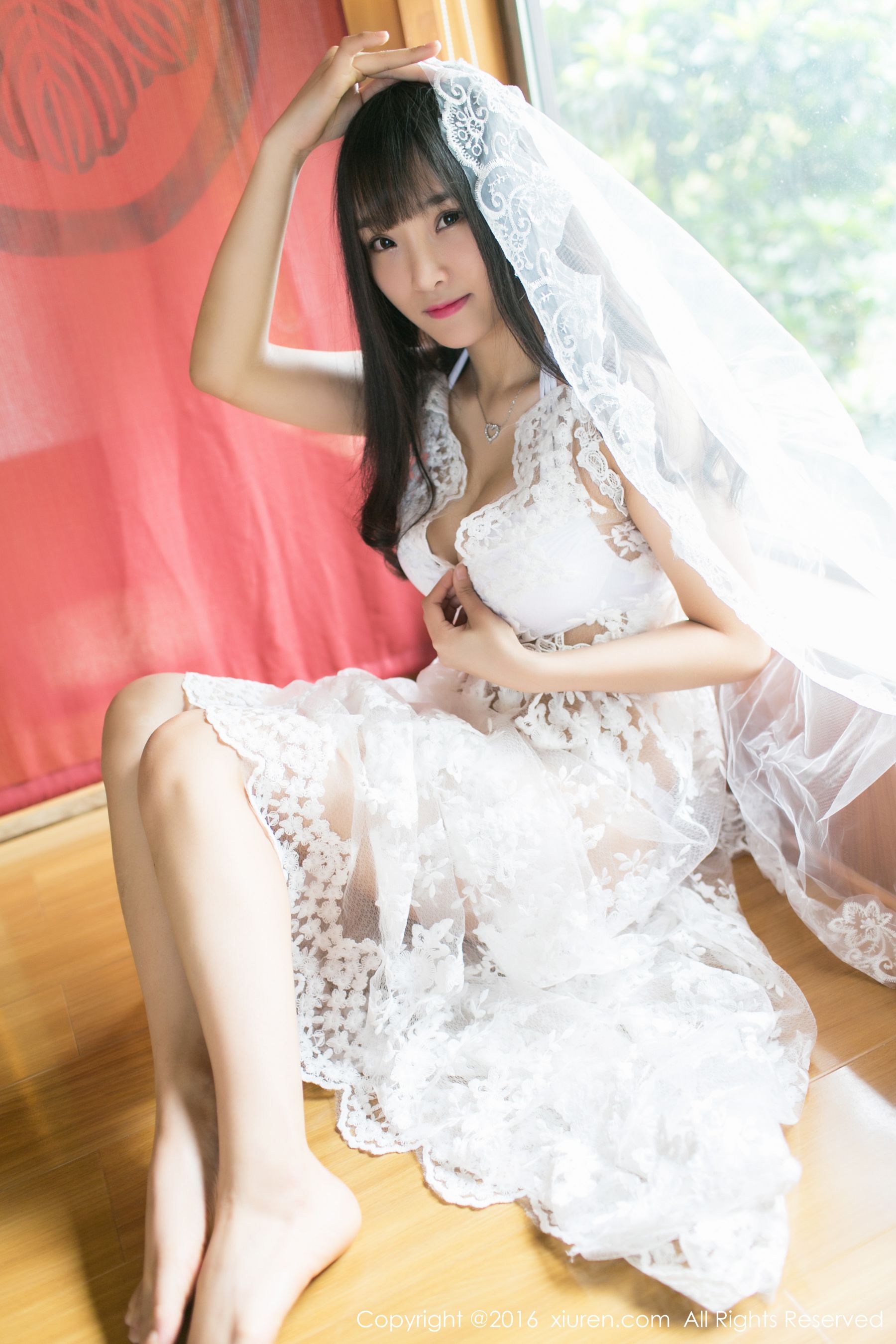 夏瑶baby《室拍比基尼+蕾丝长裙》 [秀人网XiuRen] No.531