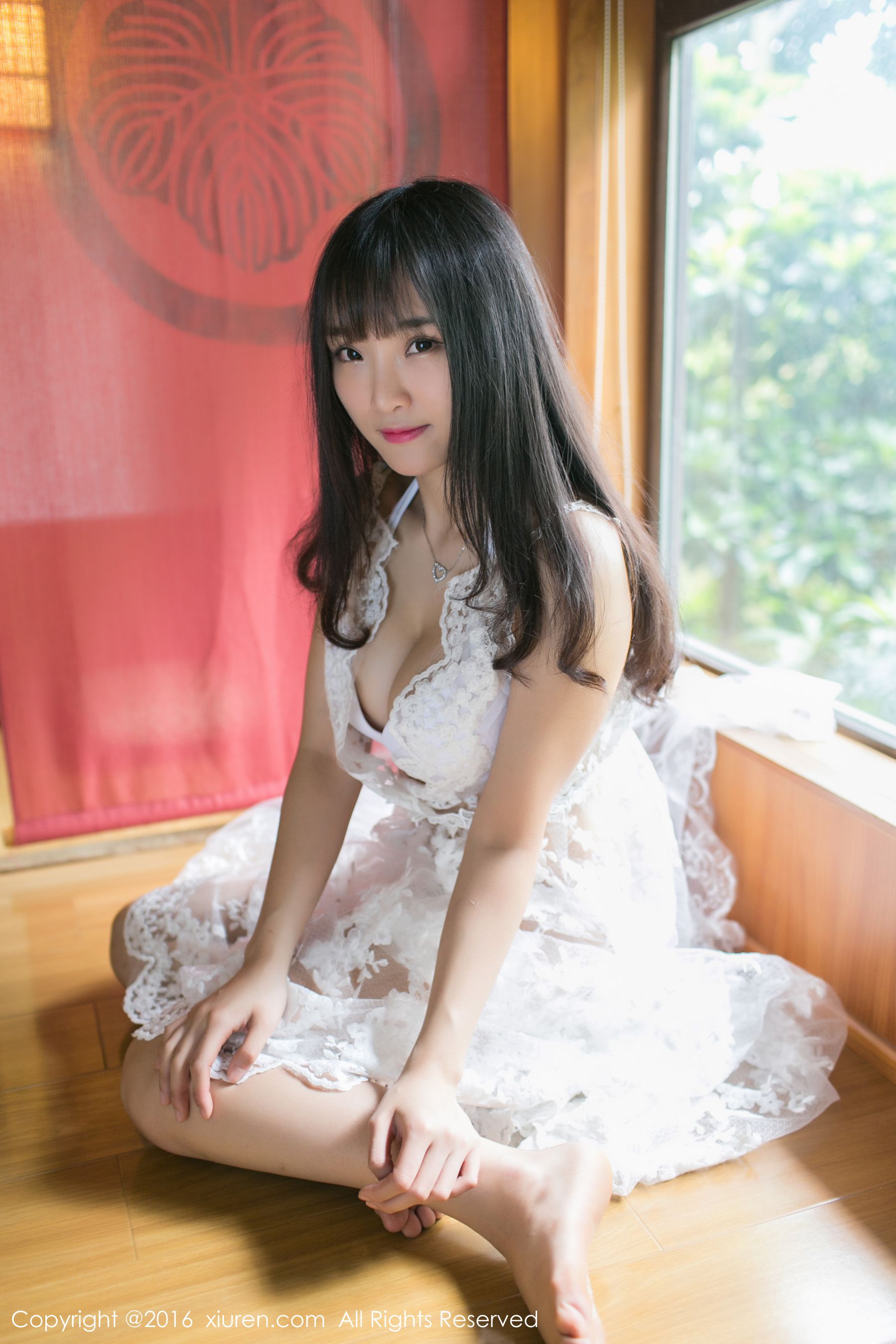 夏瑶baby《室拍比基尼+蕾丝长裙》 [秀人网XiuRen] No.531