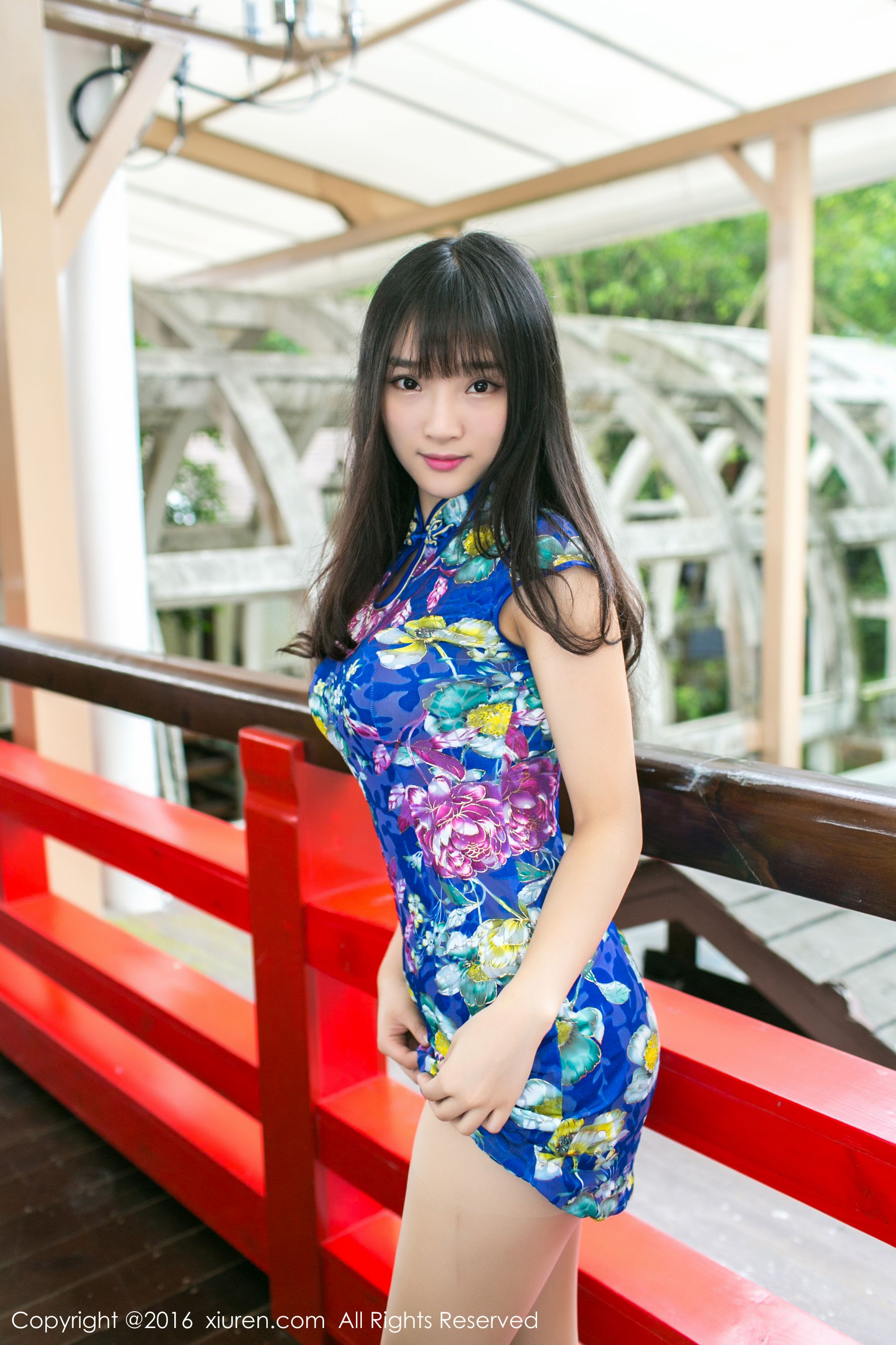 夏瑶baby《珠海御温泉旅拍》旗袍+性感内衣 [秀人网XiuRen] No.546