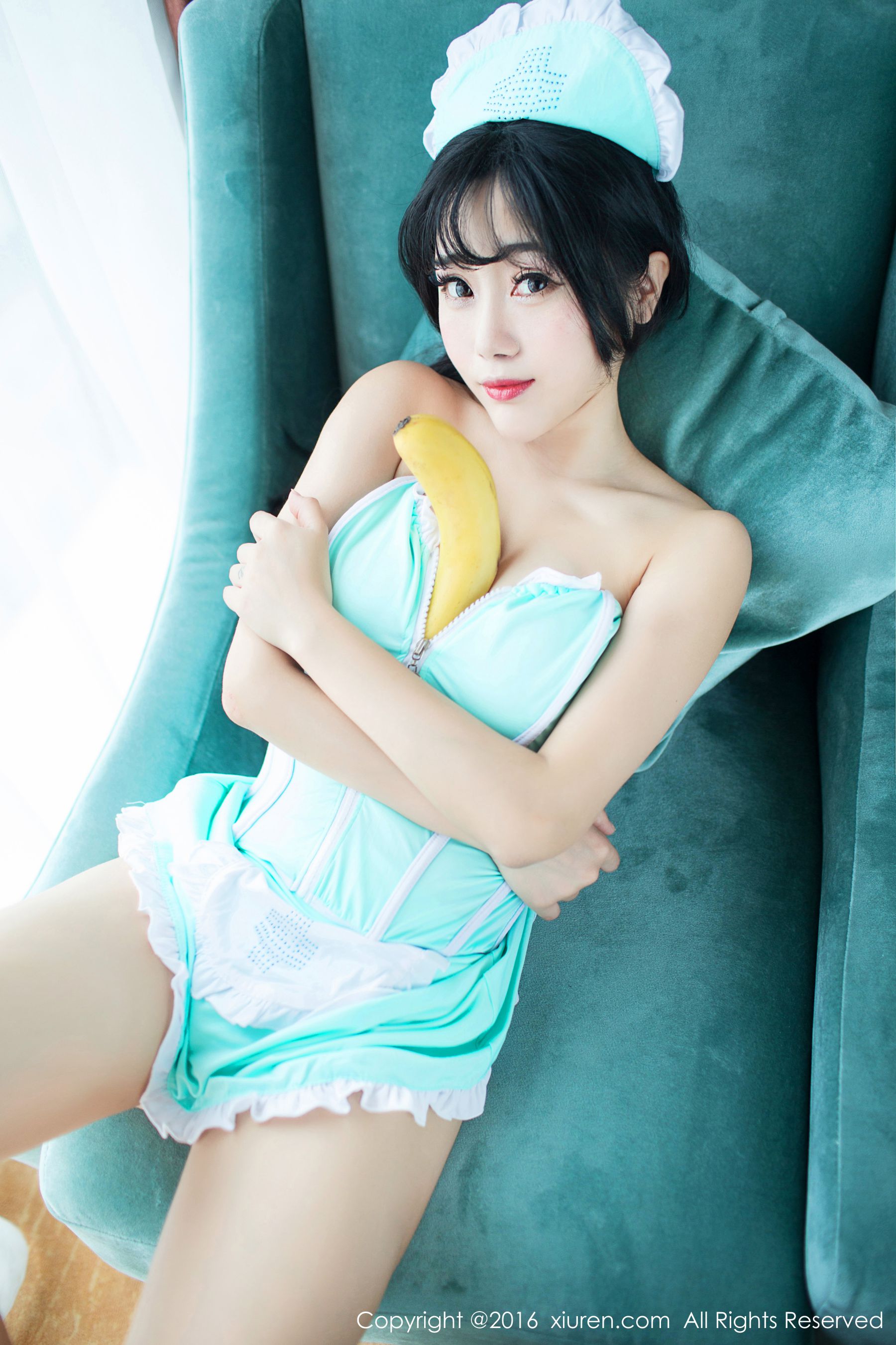 兜豆靓Youlina《香蕉小护士》 [秀人网XiuRen] No.550