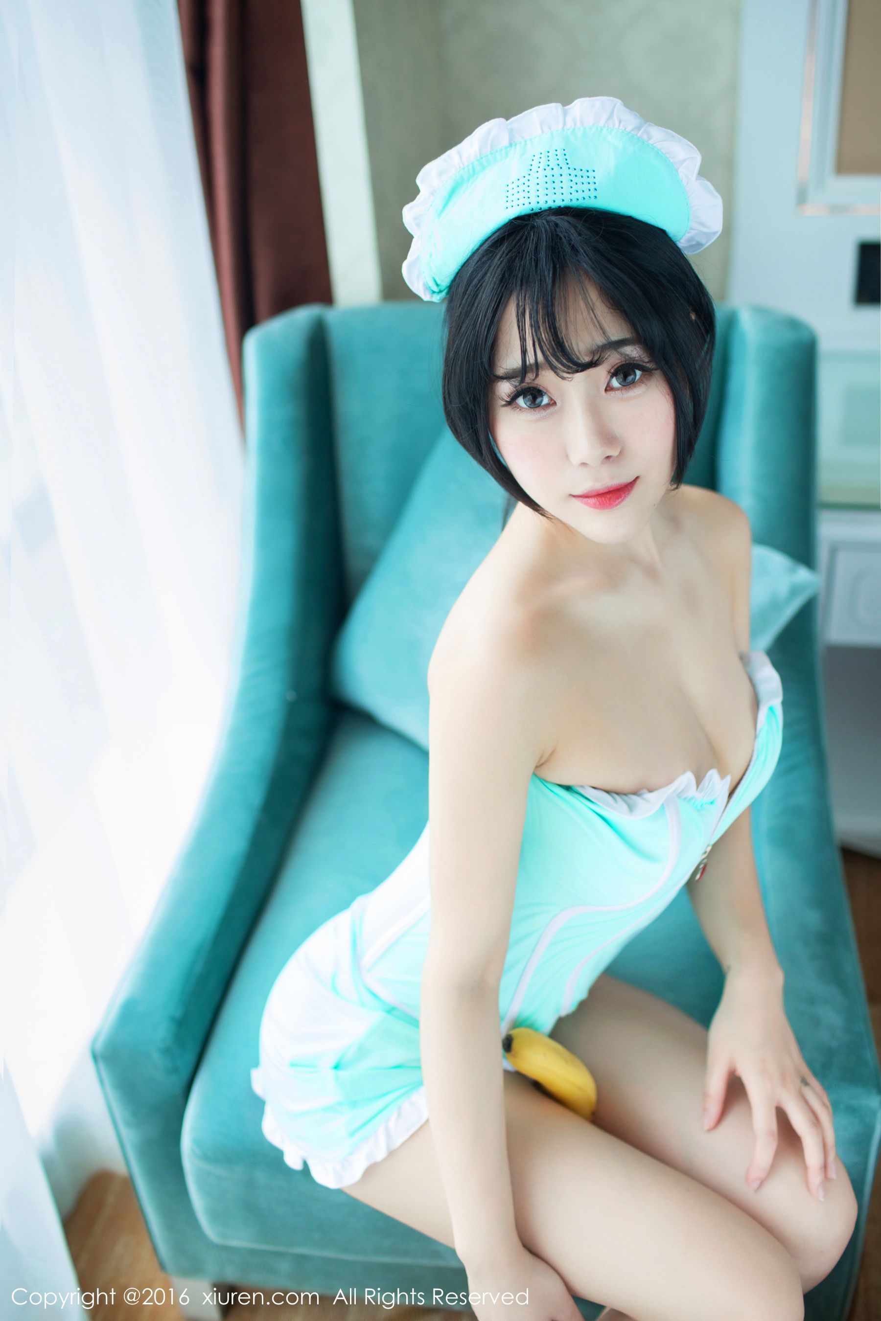 兜豆靓Youlina《香蕉小护士》 [秀人网XiuRen] No.550