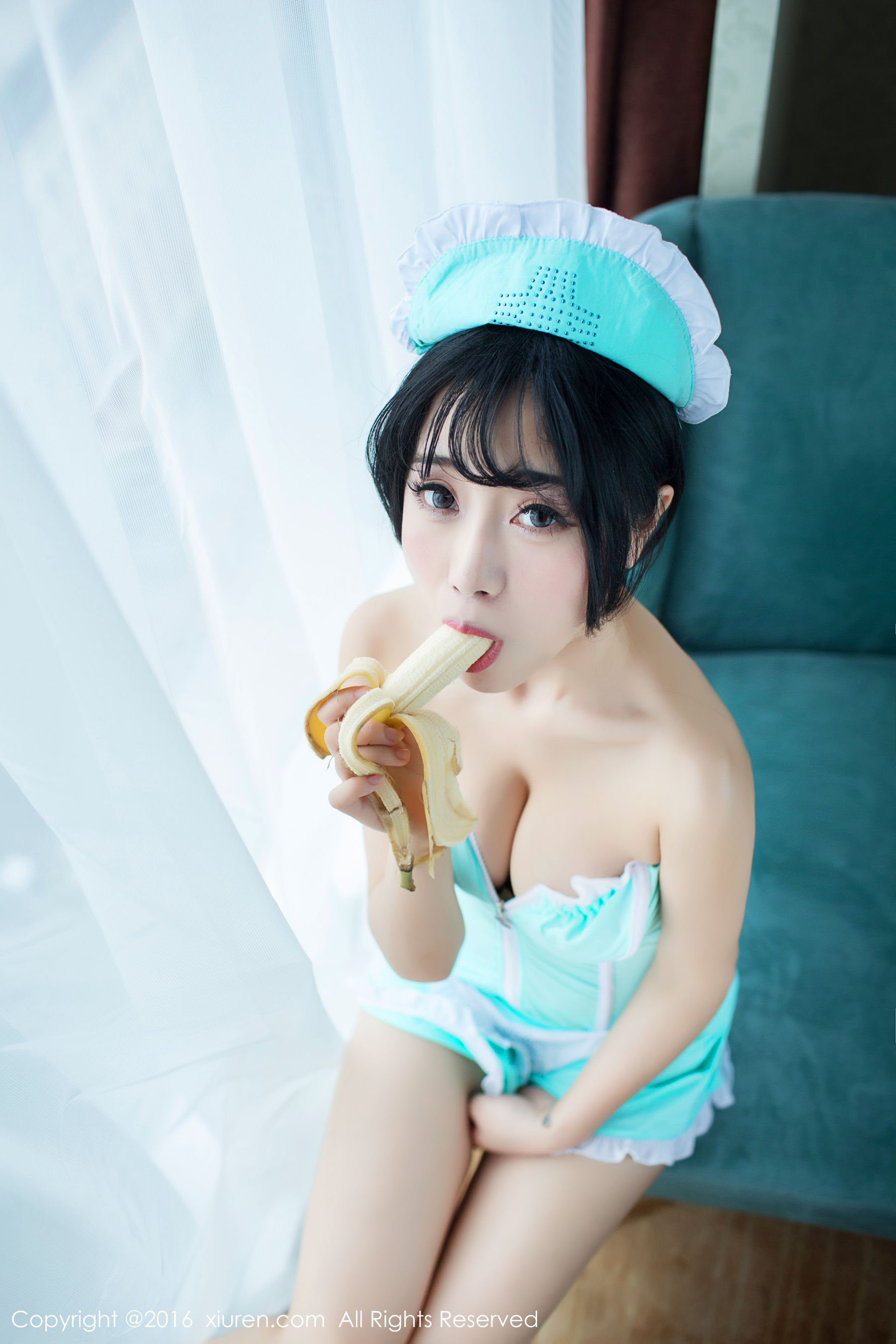 兜豆靓Youlina《香蕉小护士》 [秀人网XiuRen] No.550