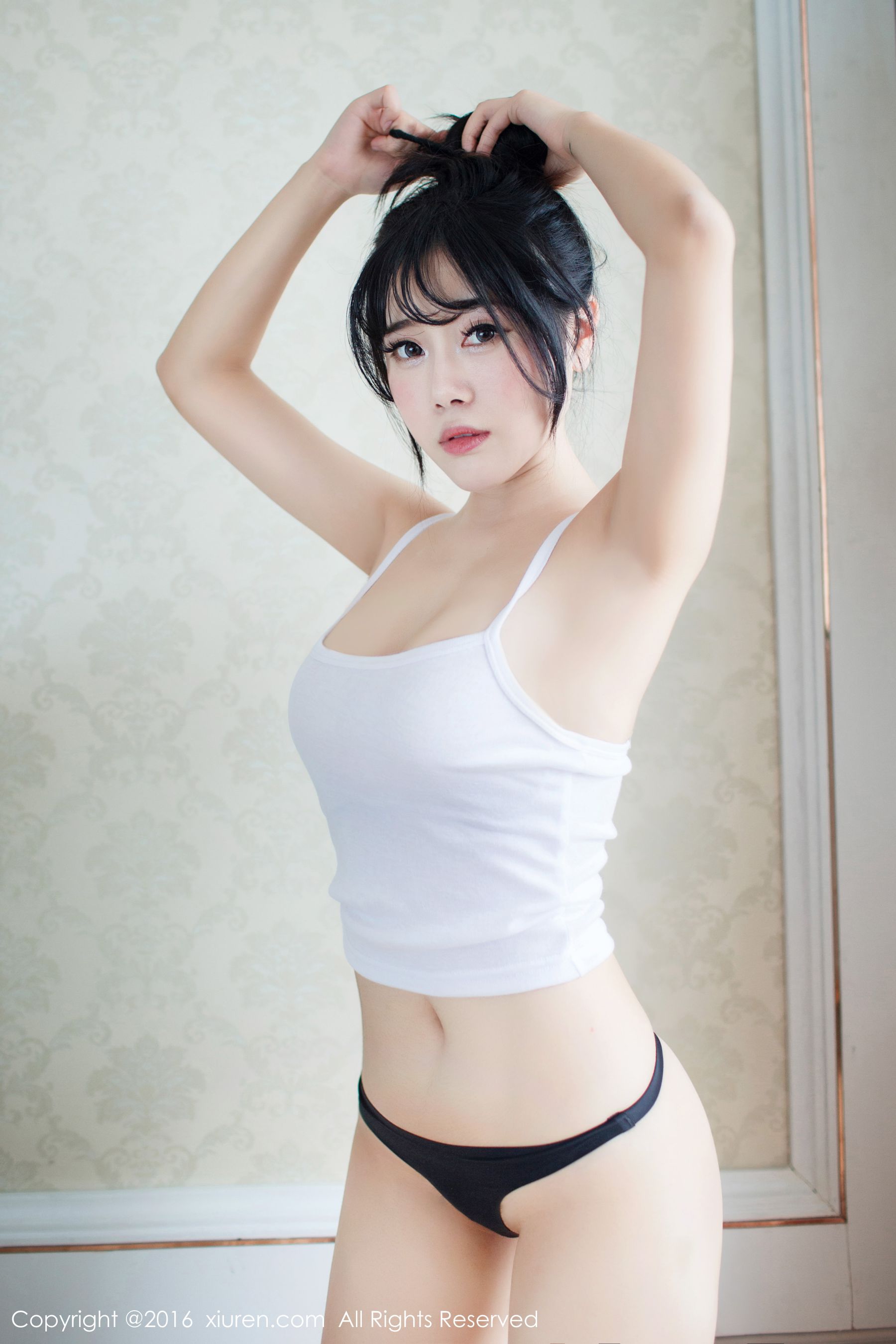 兜豆靓Youlina《香蕉小护士》 [秀人网XiuRen] No.550