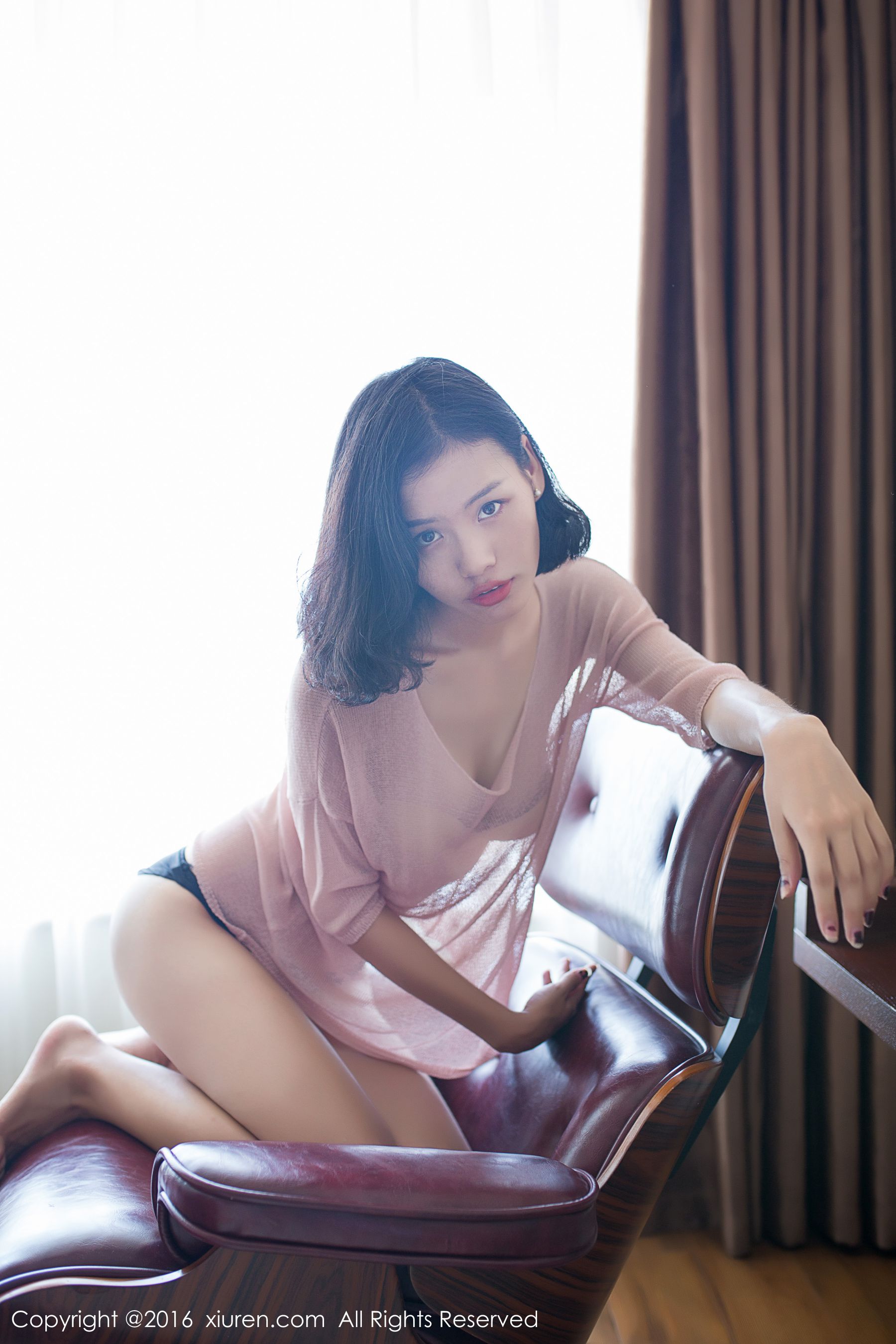 优莉Yoli《热情似火的成都美女》 [秀人网XiuRen] No.611