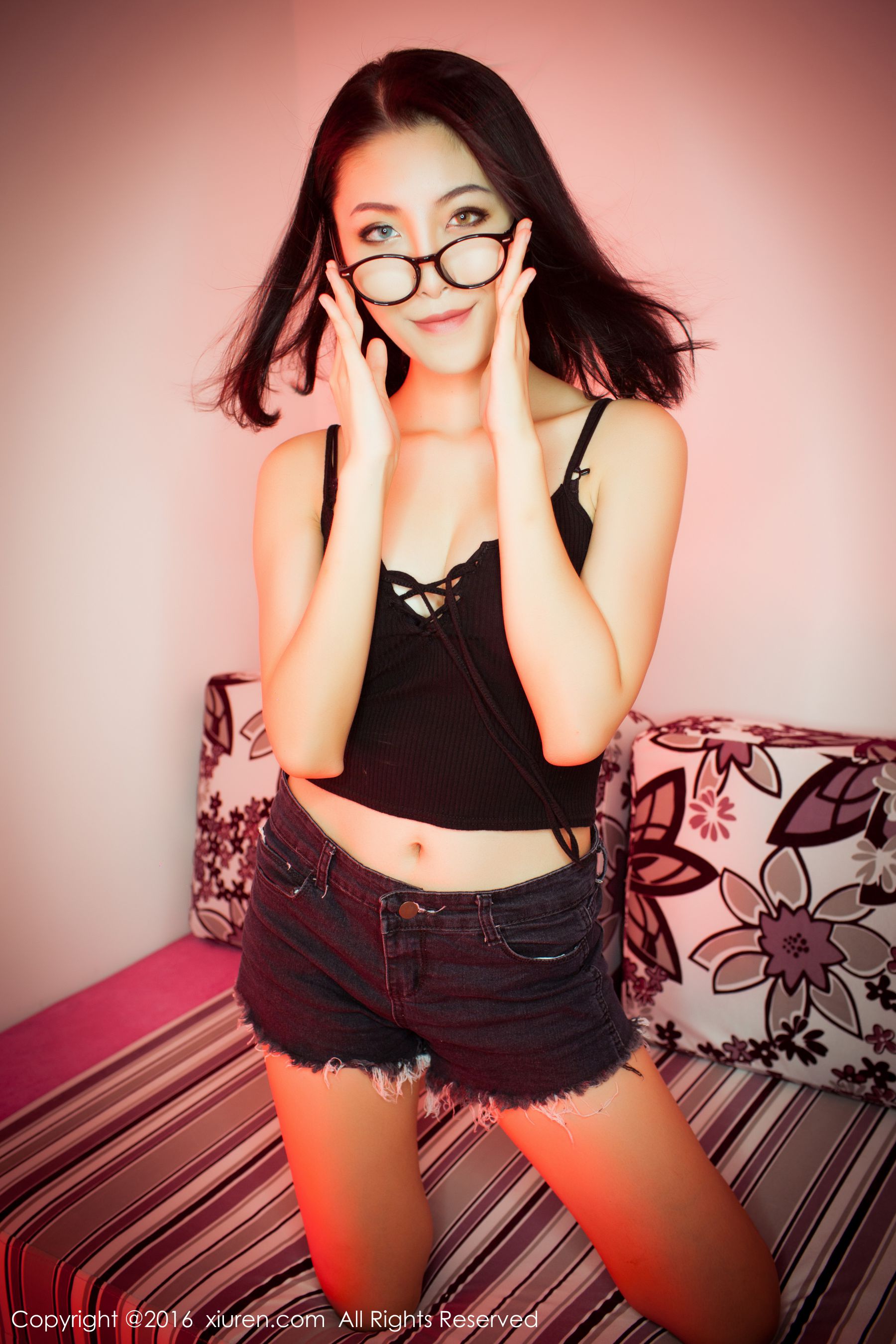 BOBO_xk(黎蒨垚)《热裤+内衣系列》 [秀人网XiuRen] No.617