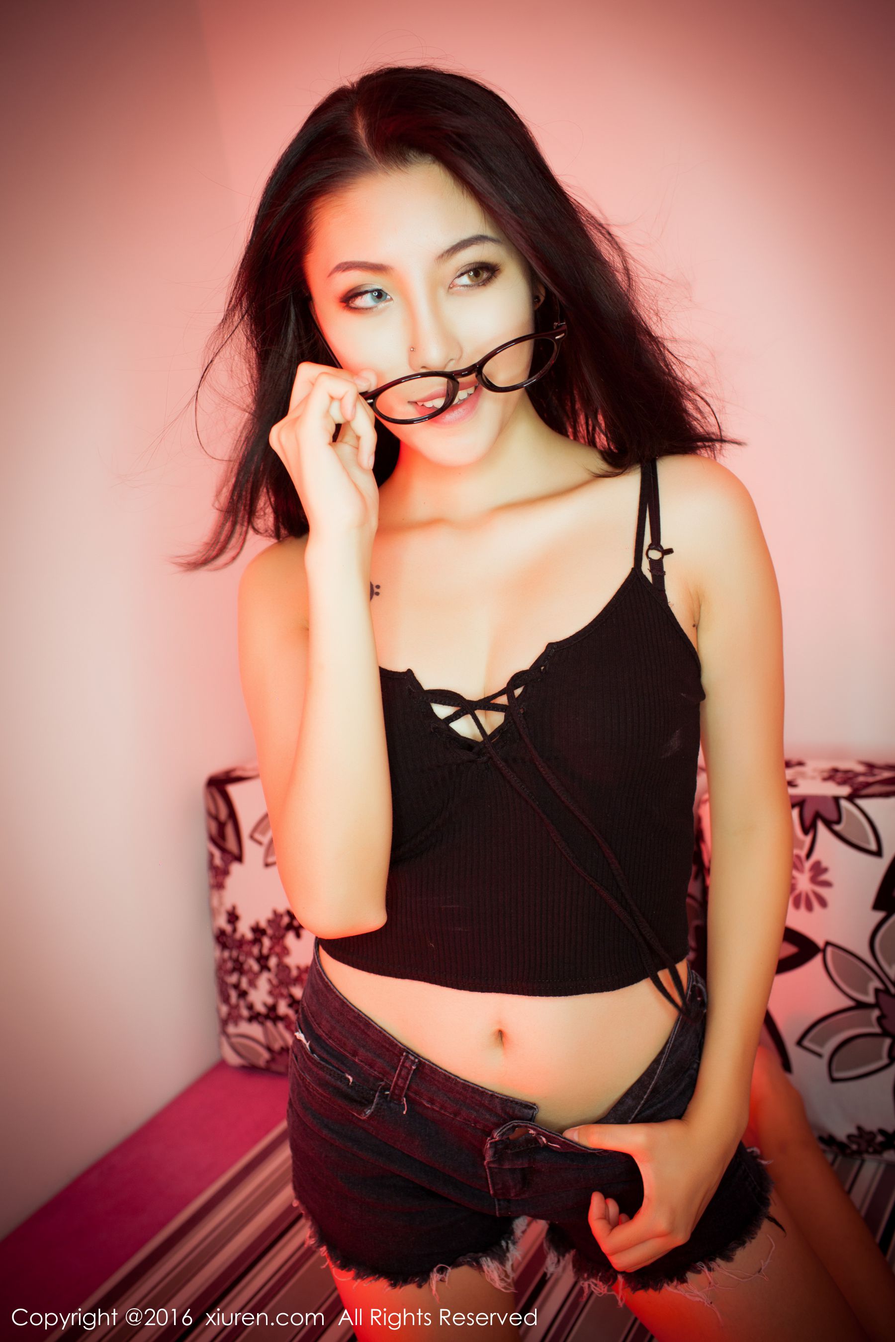 BOBO_xk(黎蒨垚)《热裤+内衣系列》 [秀人网XiuRen] No.617