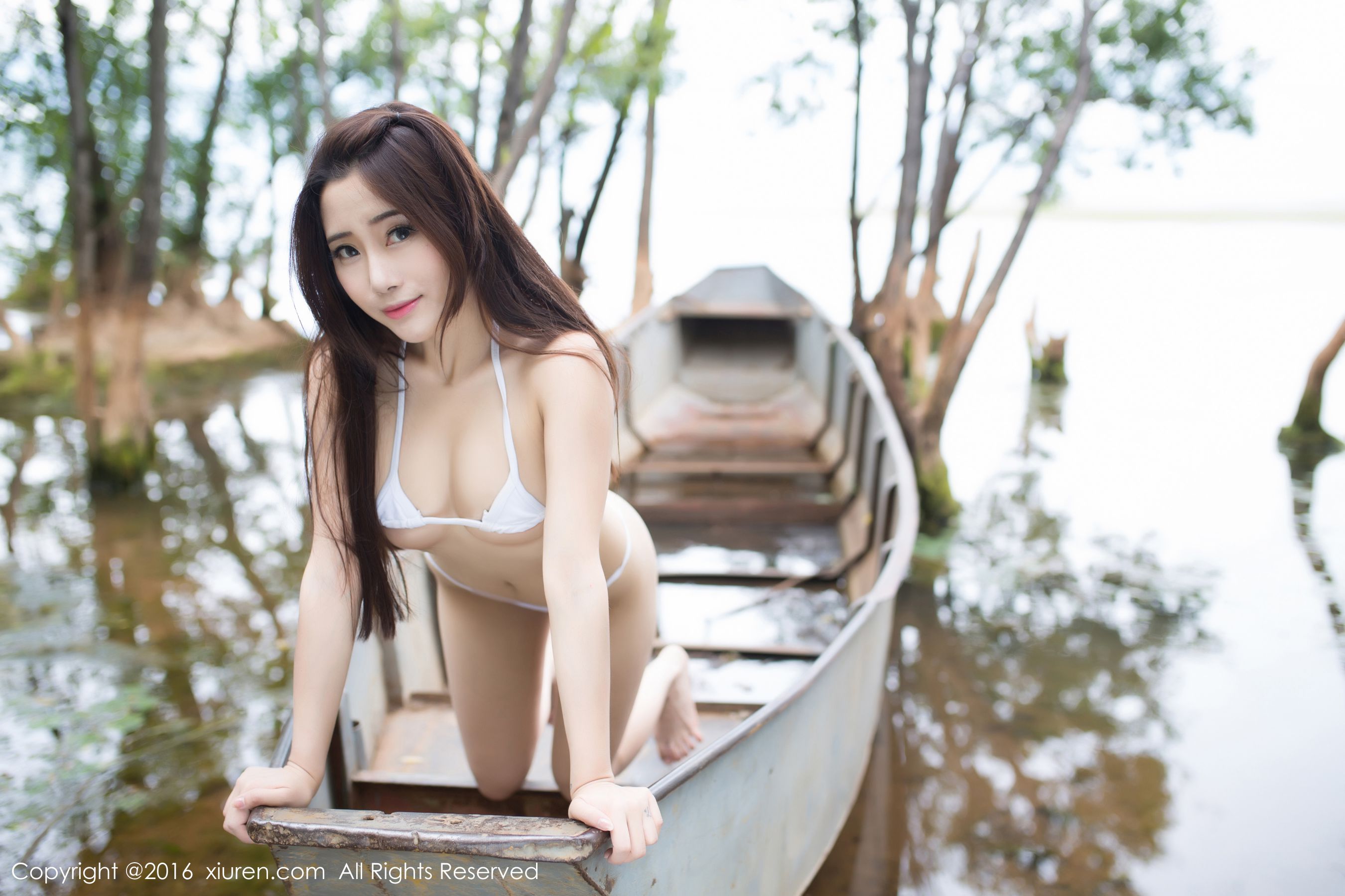 兜豆靓Youlina《云南旅拍》阳光性感系列 [秀人网XiuRen] No.623