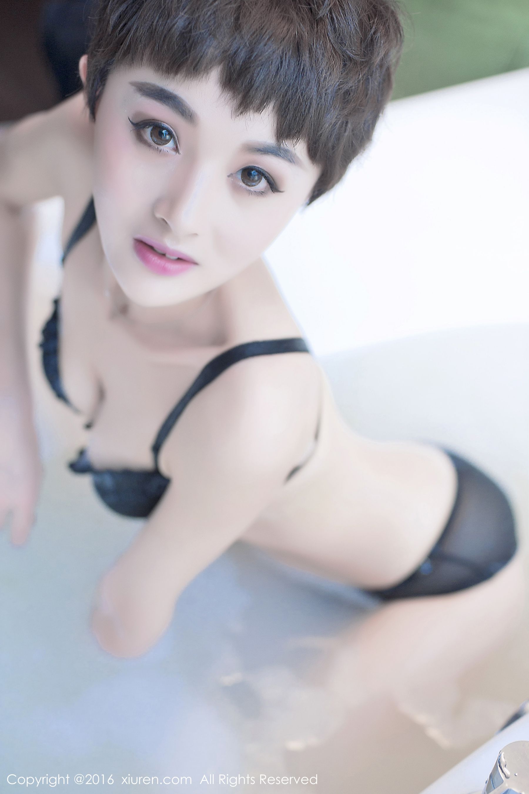 baby_kiki《真实美女空姐的休闲时光》 [秀人网XiuRen] No.657
