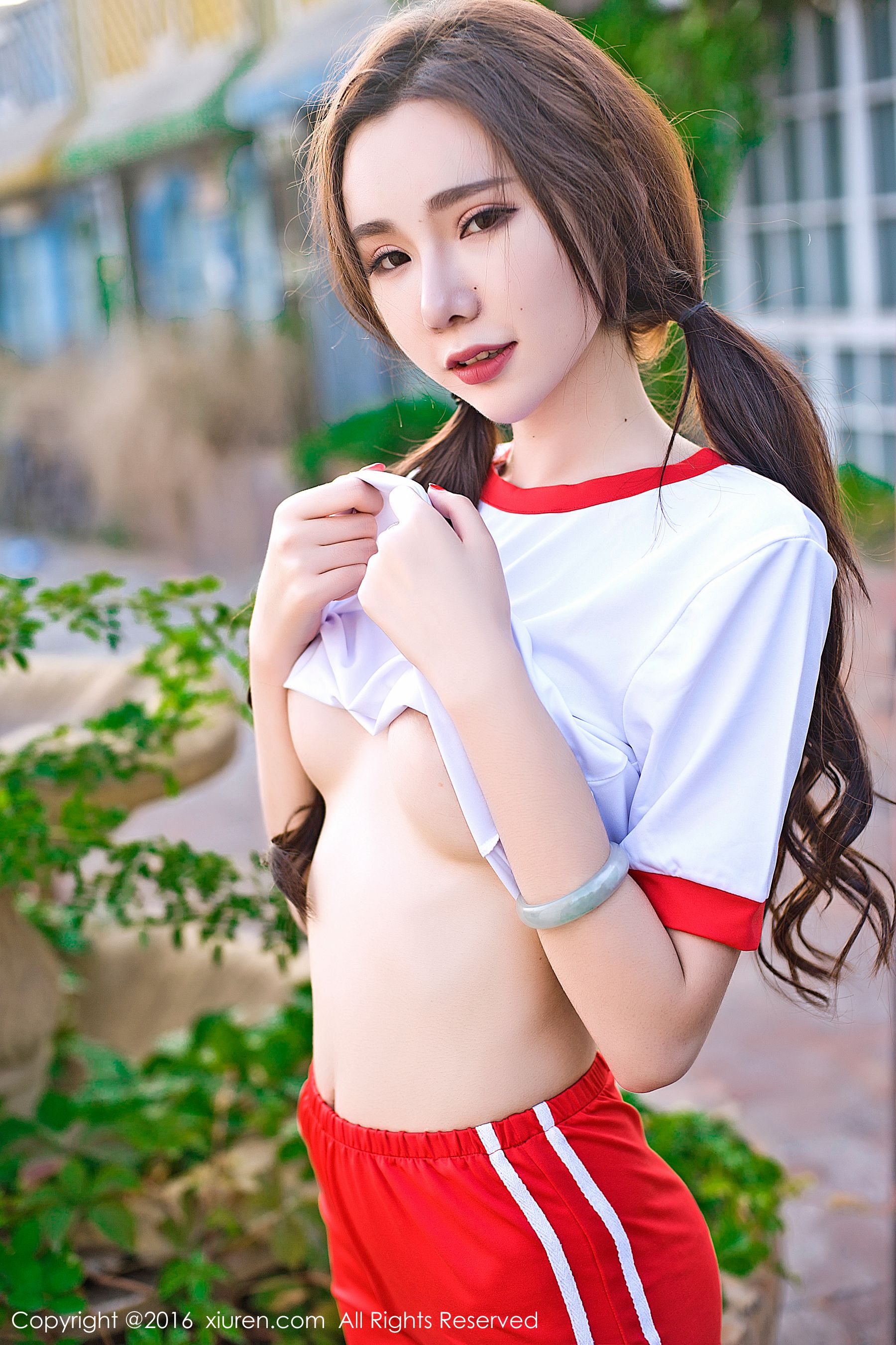 萌琪琪Irene《如同妖孽般的美女》 [秀人网XiuRen] No.669
