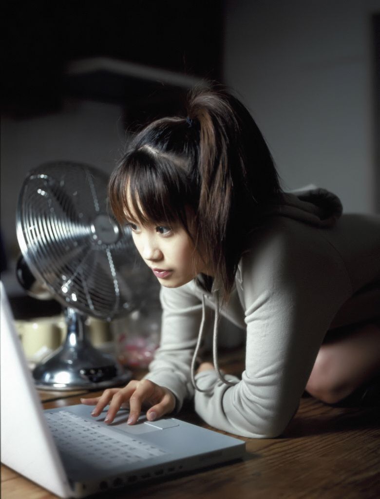 Ai Takahashi 高橋愛 [Hello! Project Digital Books] Vol.02