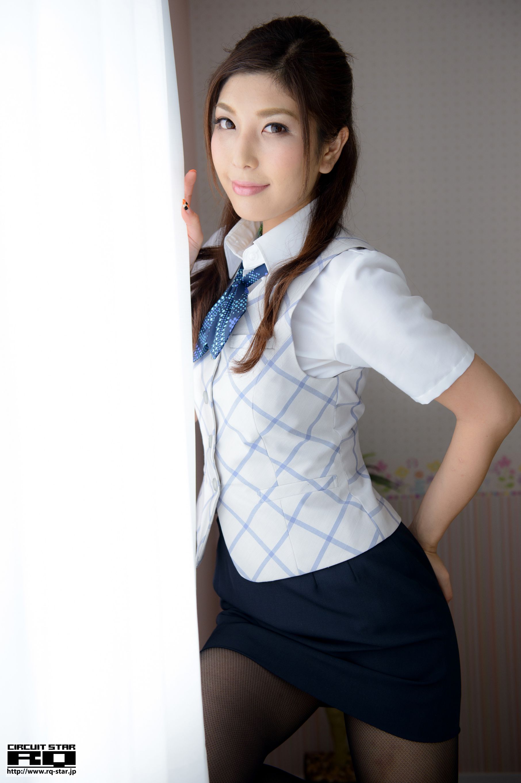 [RQ-STAR] NO.00978 Tomoka Wakamatsu 若松朋加 Office Lady 黑丝OL