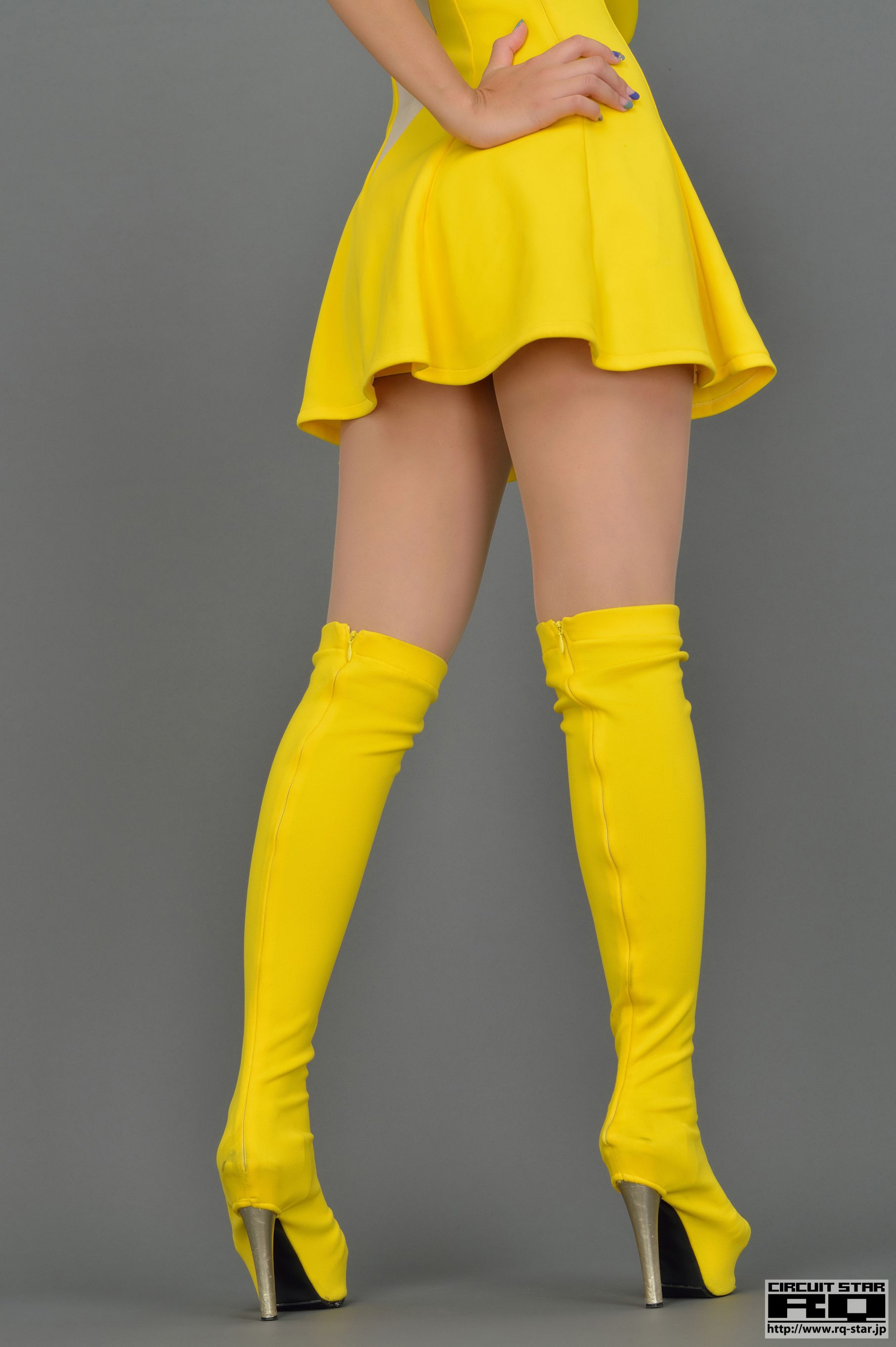 [RQ-STAR] NO.01055 Miki Makibashi 牧橋美輝 Race Queen 赛车女郎