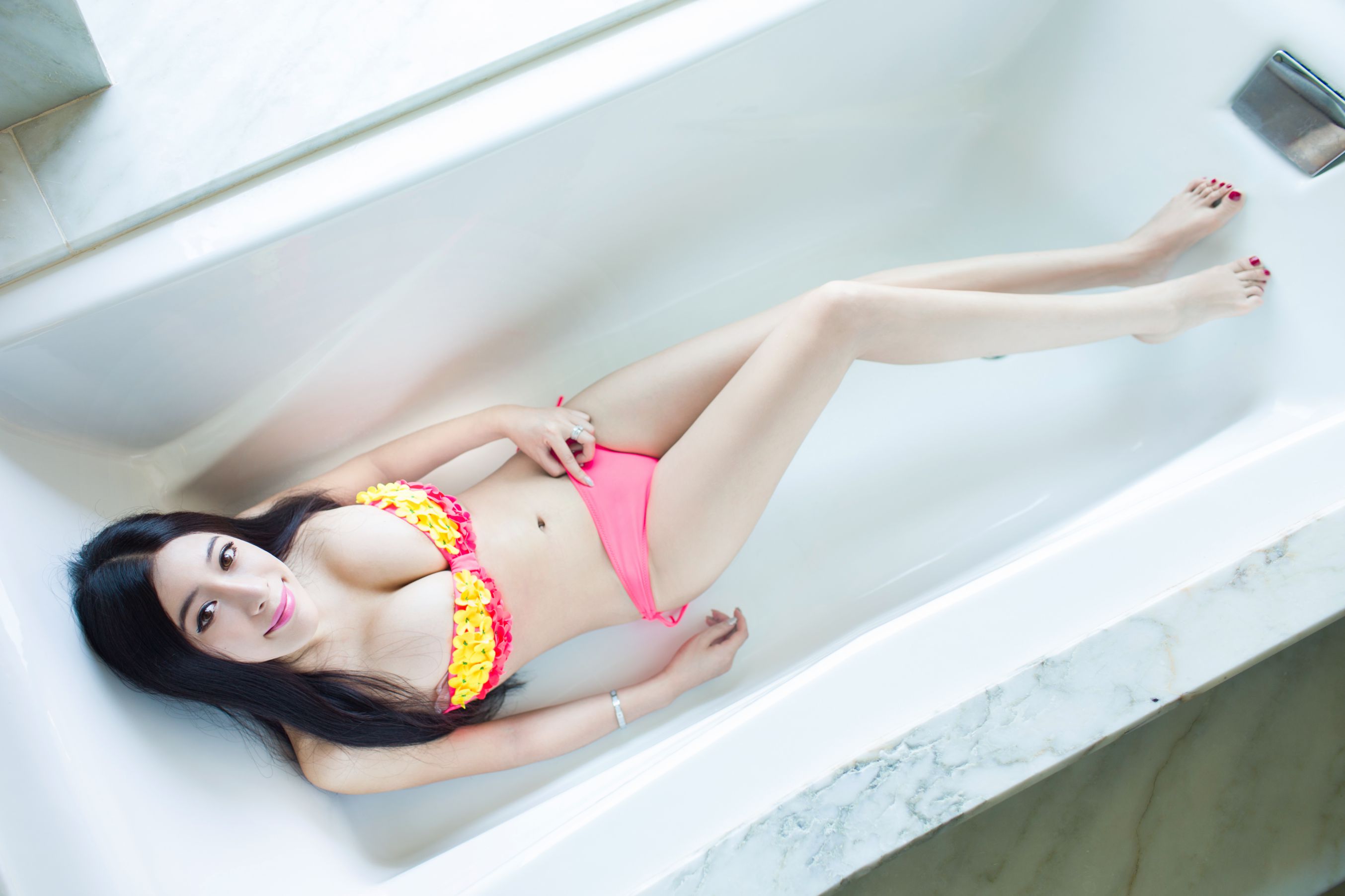 田熙玥/田芯娜《精致、有气质的性感》 [推女郎TuiGirl] No.029