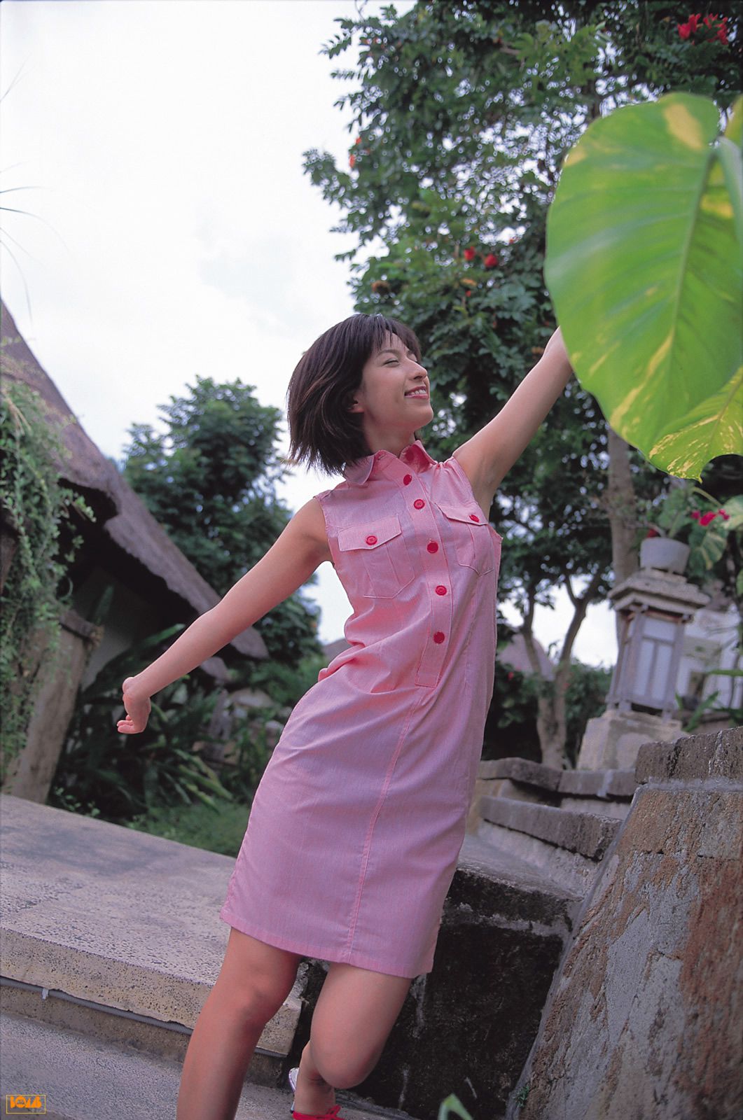 [Bomb.TV] 仲根かすみ《Special Photographs》