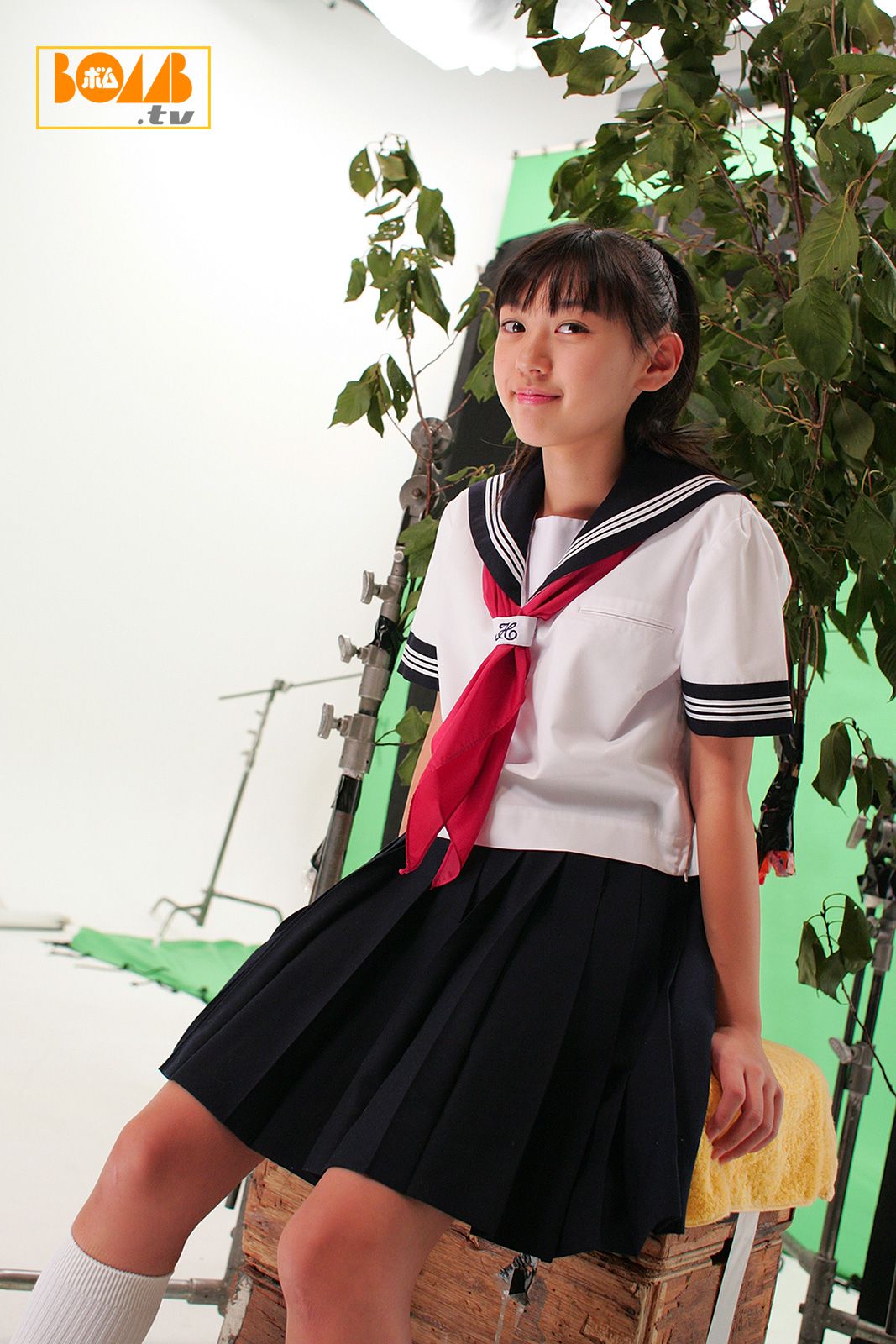 [Bomb.TV] Suika 日本萝莉少女3