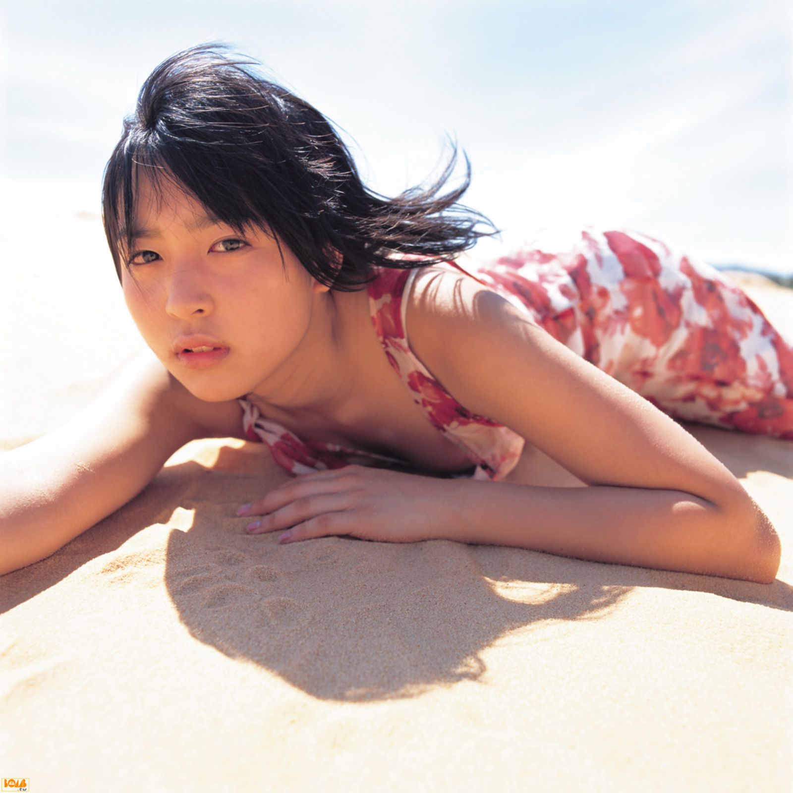 黒川芽以《Nina – Special Wallpaper》  [Bomb.TV] 2004年12月刊