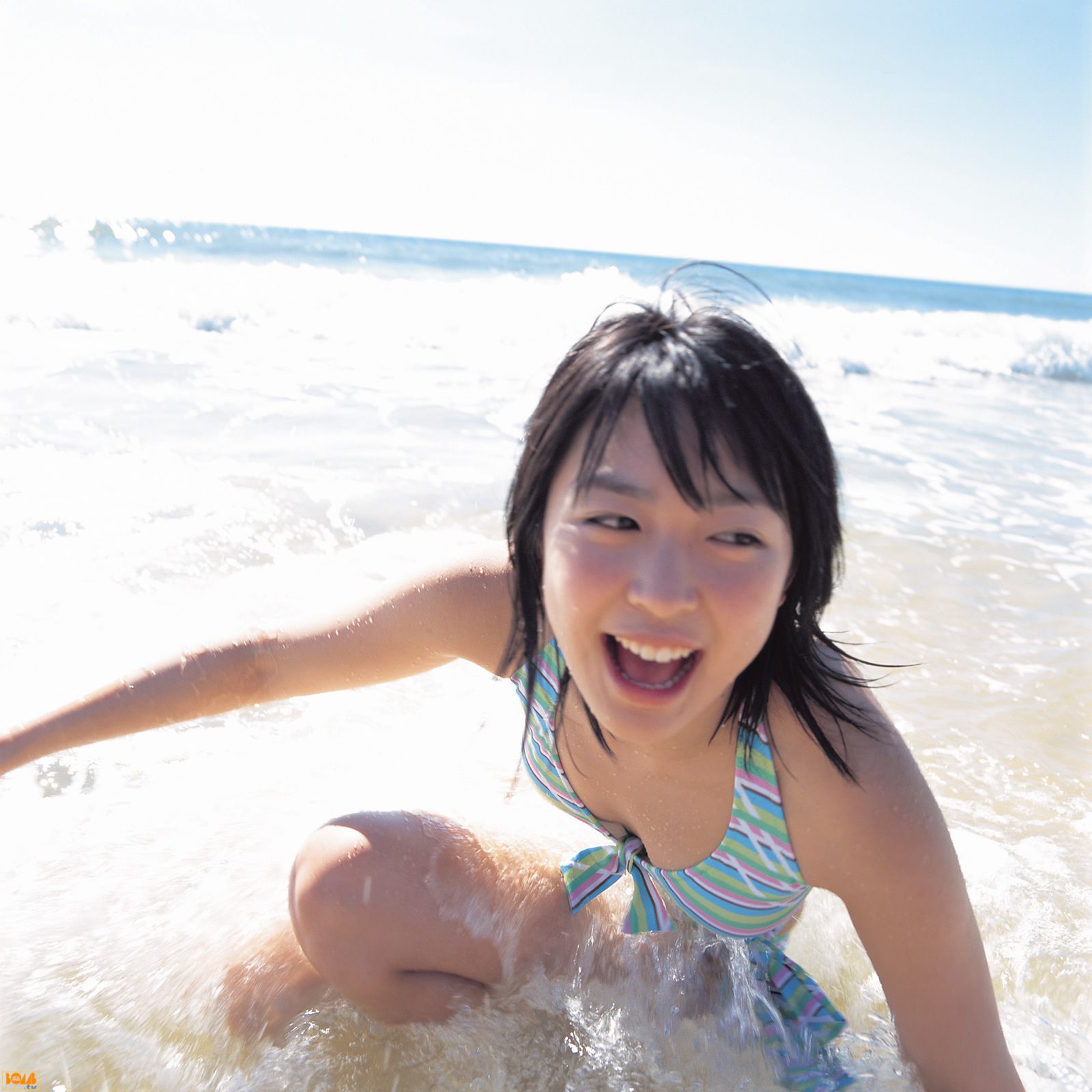 黒川芽以《Nina – Special Wallpaper》  [Bomb.TV] 2004年12月刊
