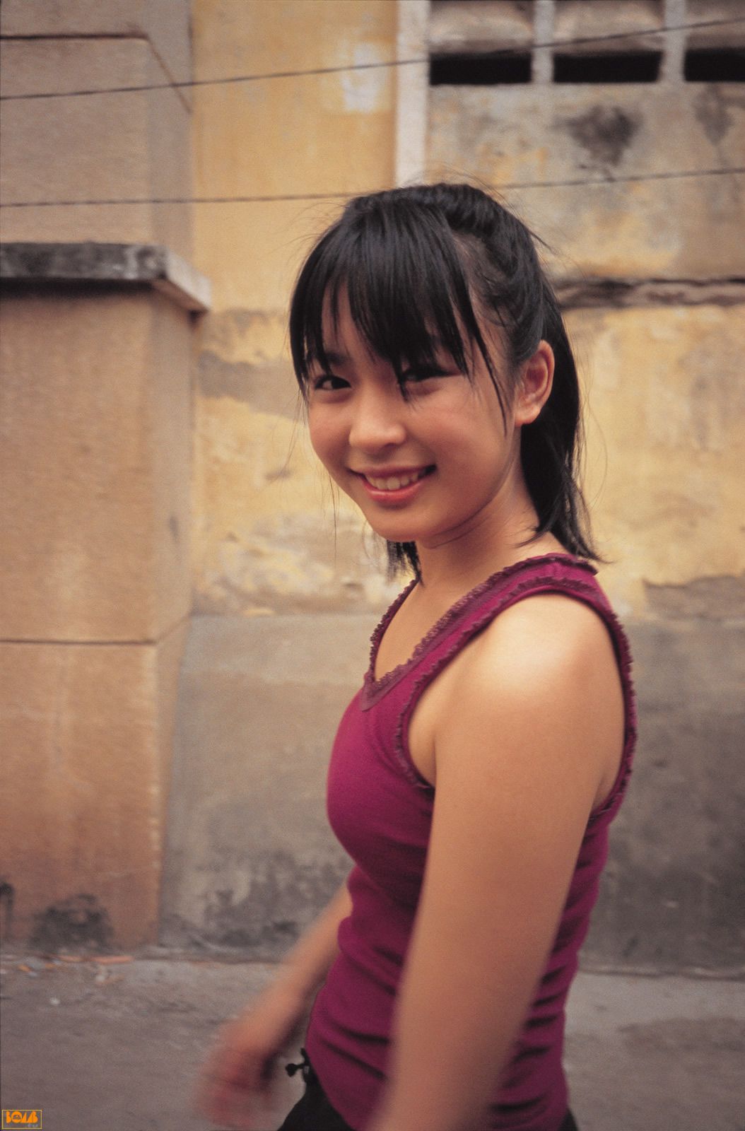 黒川芽以《Nina – Special Wallpaper》  [Bomb.TV] 2004年12月刊