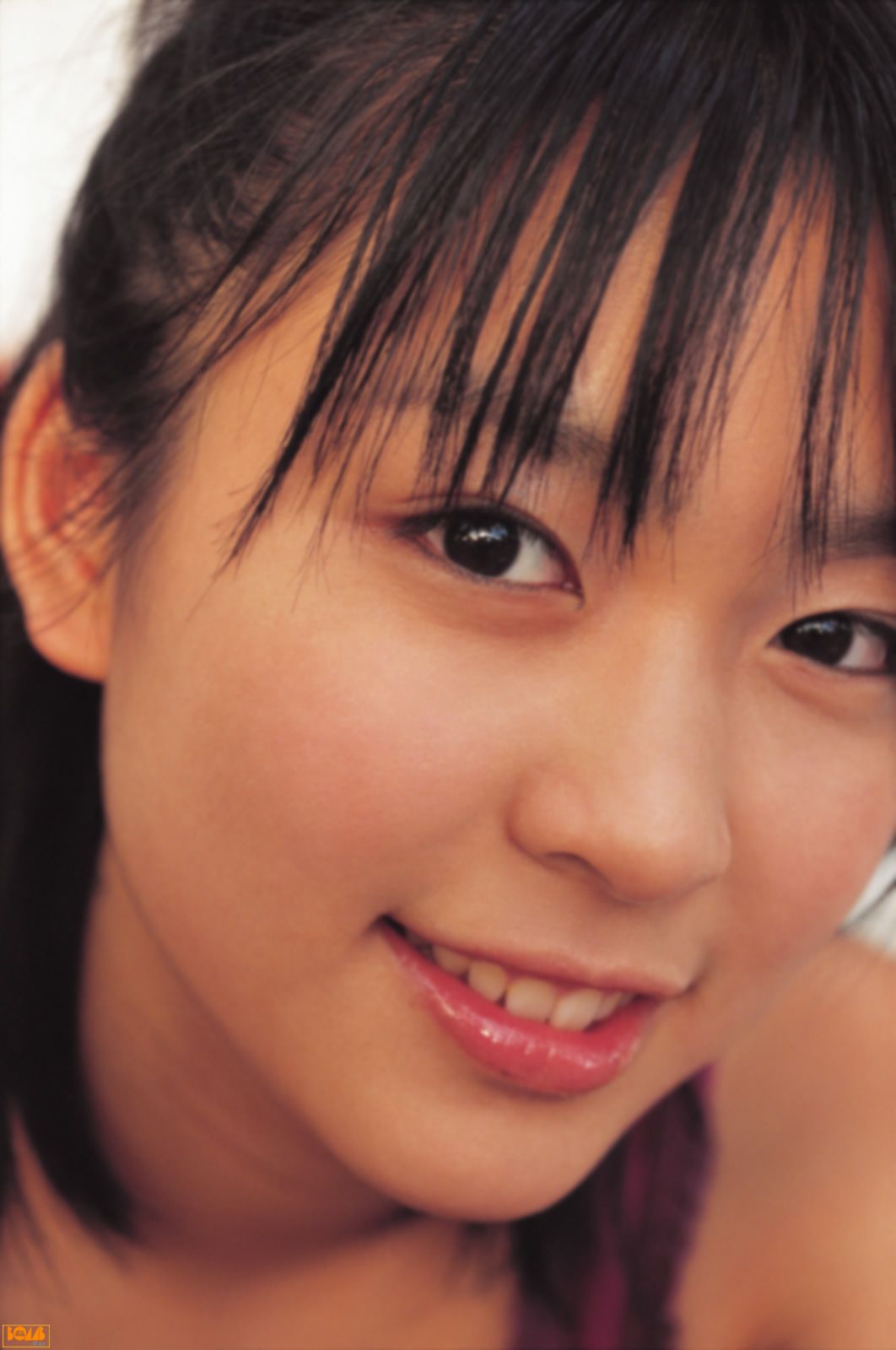 黒川芽以《Nina – Special Wallpaper》  [Bomb.TV] 2004年12月刊