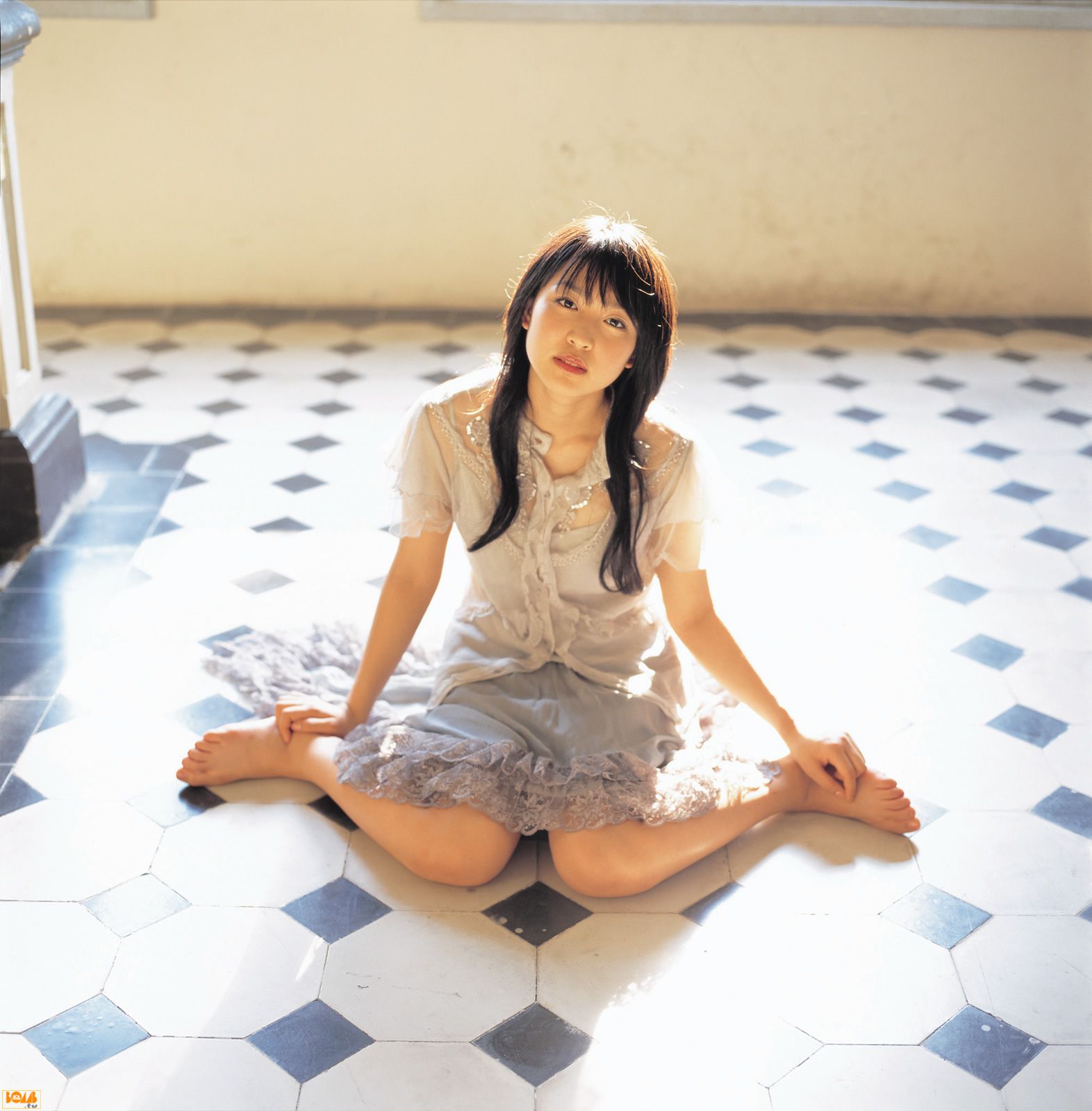 黒川芽以《Nina – Special Wallpaper》  [Bomb.TV] 2004年12月刊
