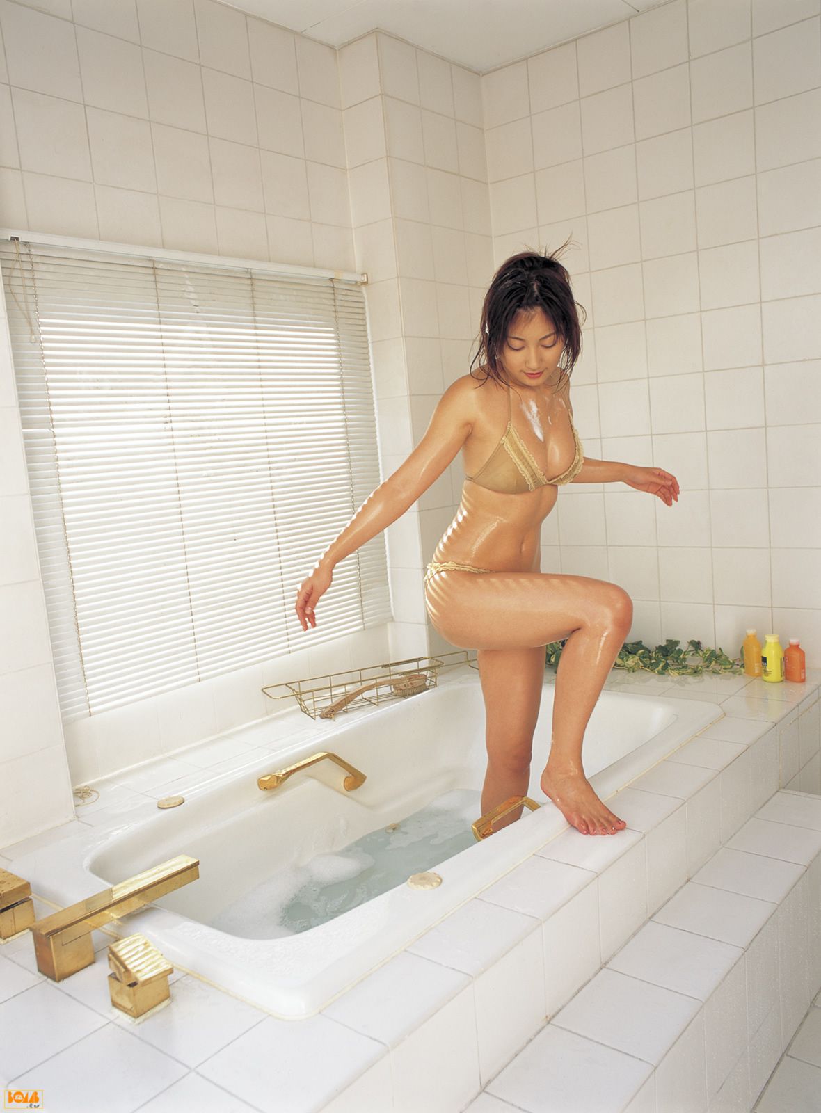 [Bomb.TV] 2005年02月刊 Yoko Kumada 熊田曜子