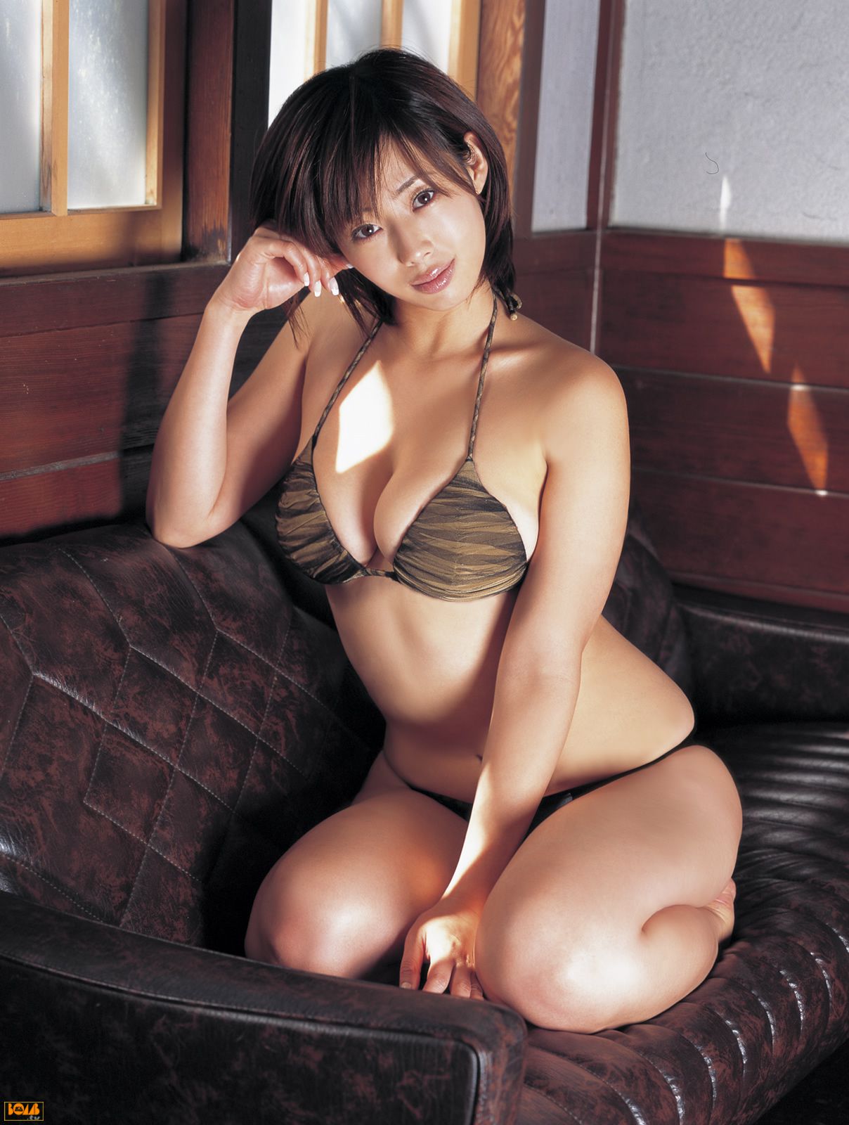 [Bomb.TV] 2005年04月刊 Waka Inoue 井上和香