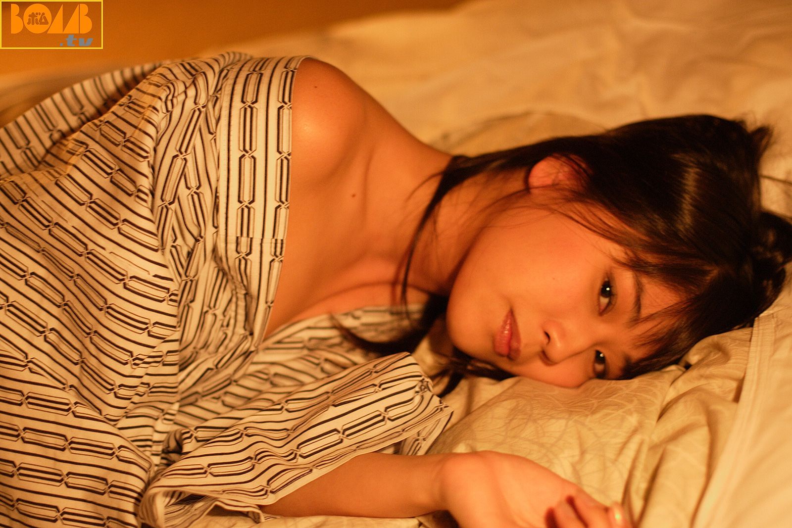 [Bomb.TV] 2005年10月刊 天野恵 Megum Amano Channel B