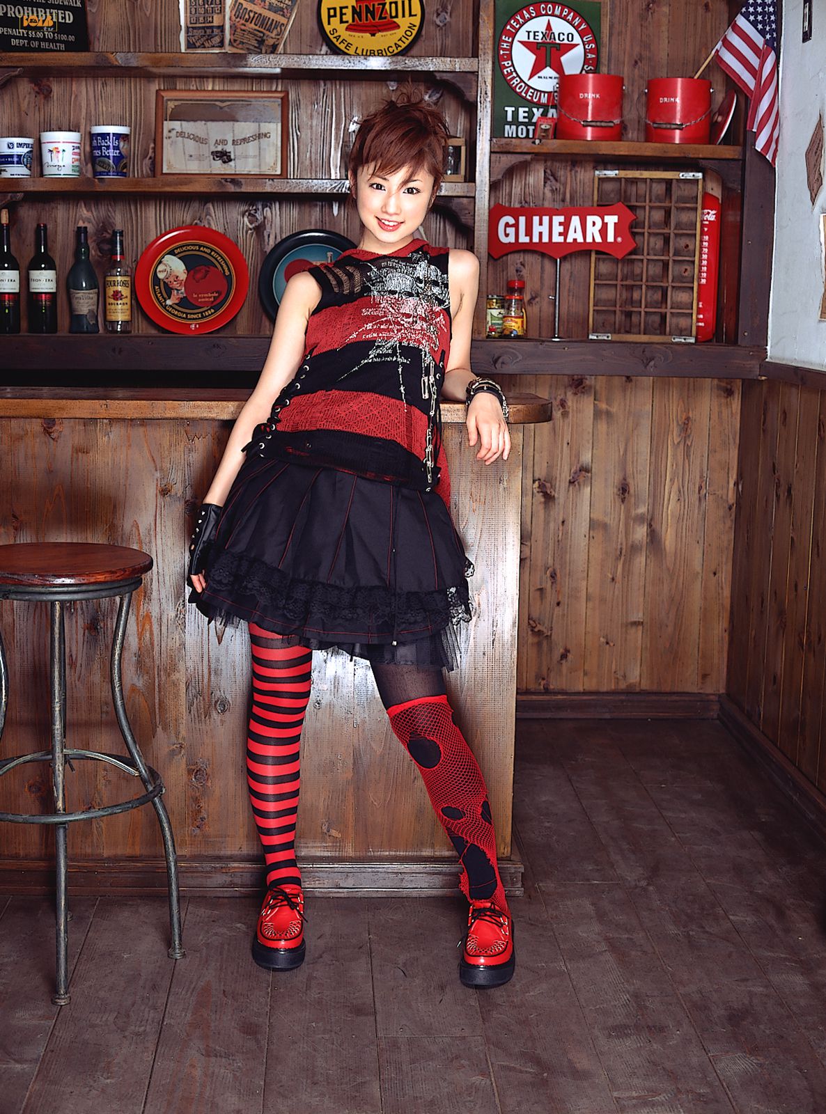 [Bomb.TV] 2006年10月刊 Yuko Ogura 小倉優子