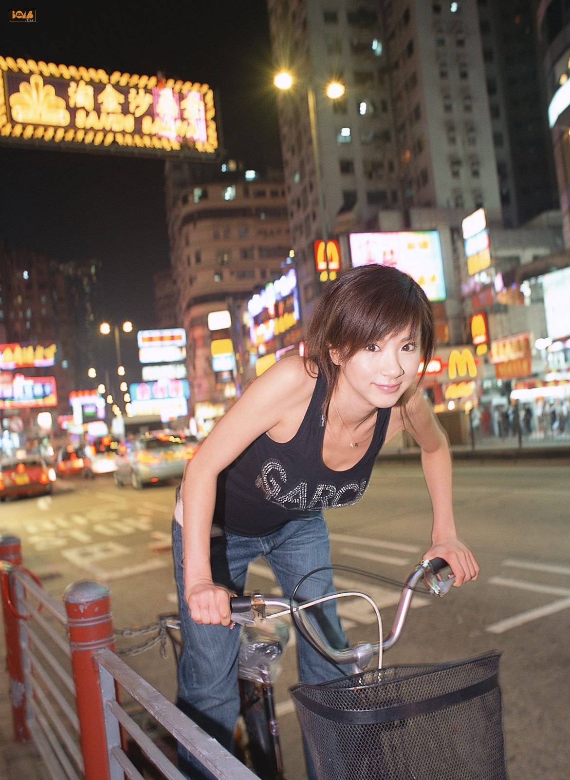 [Bomb.TV] 2006年12月刊 Aki Hoshino ほしのあき/星野亚纪