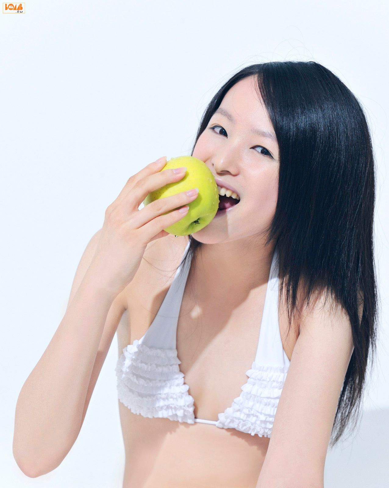 《Next Bikini 次世代ビ?キ?ニ》  [Bomb.TV] 2010年11月刊