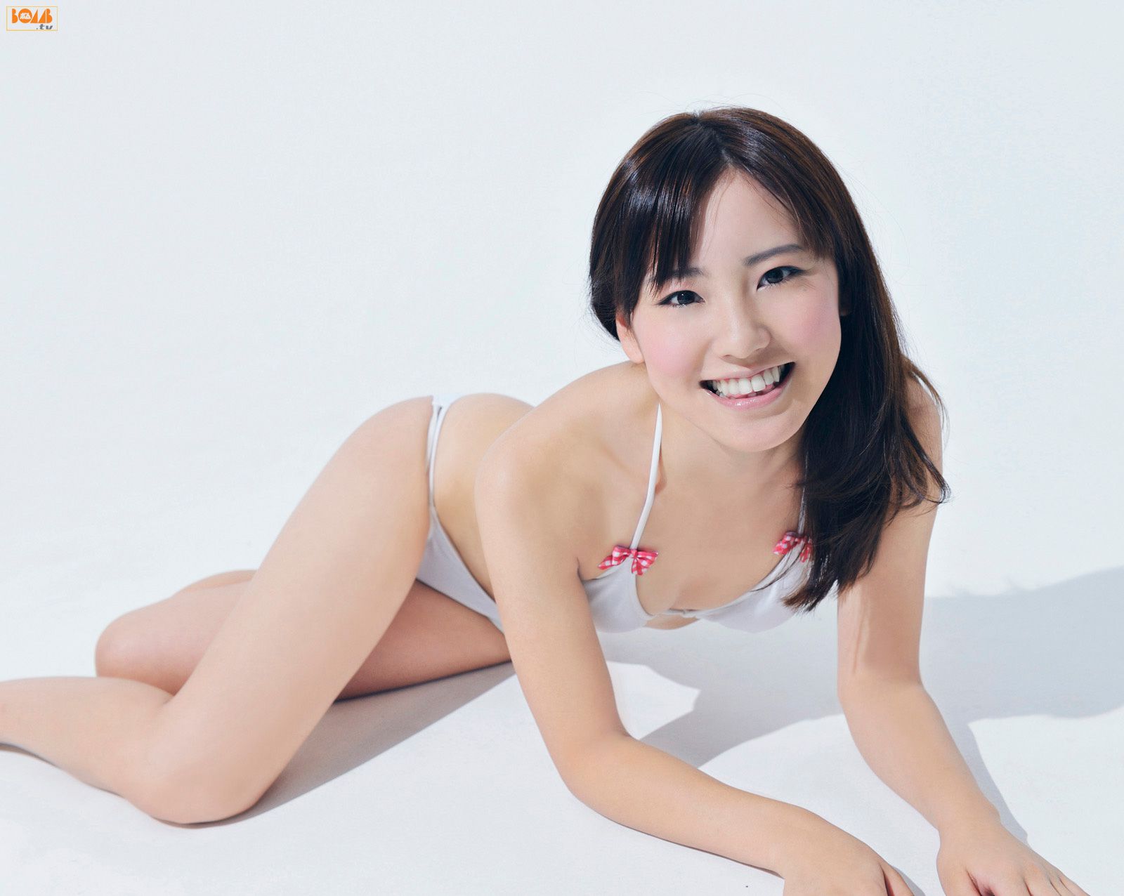 《Next Bikini 次世代ビ?キ?ニ》  [Bomb.TV] 2010年11月刊