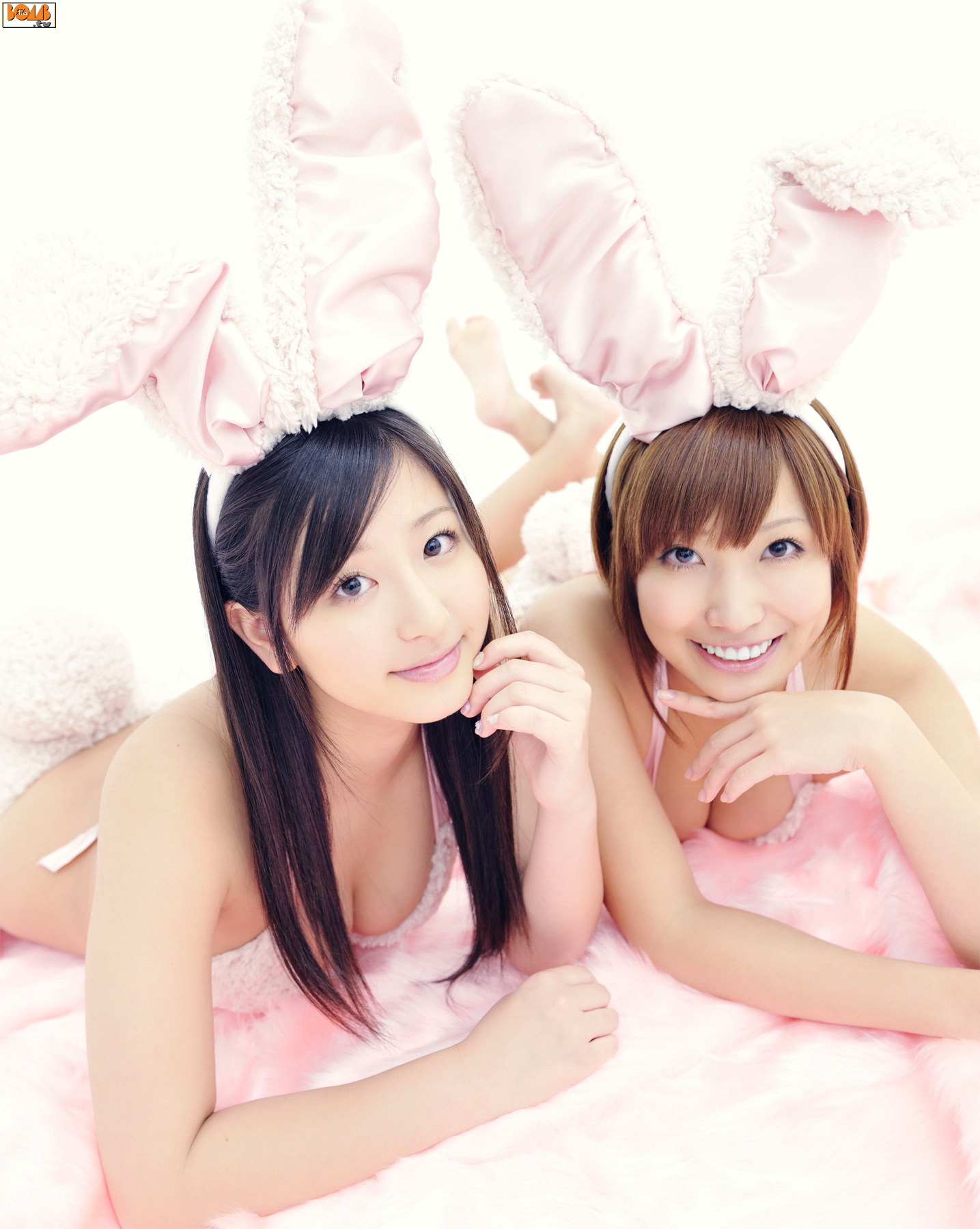 村上友梨&夏垣佳奈《Mimi Girls》 [Bomb.TV] 2011年02月号