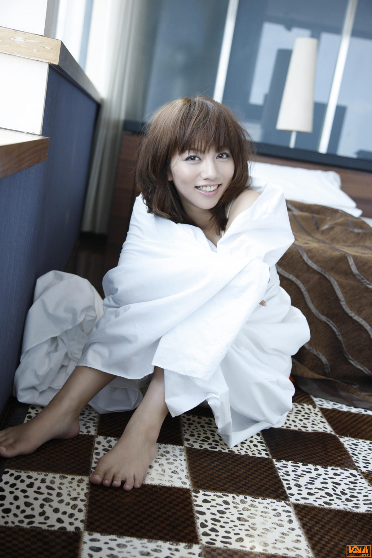 甲斐まり恵《意外なほどに大胆に》  [Bomb.TV] 2011年02月号