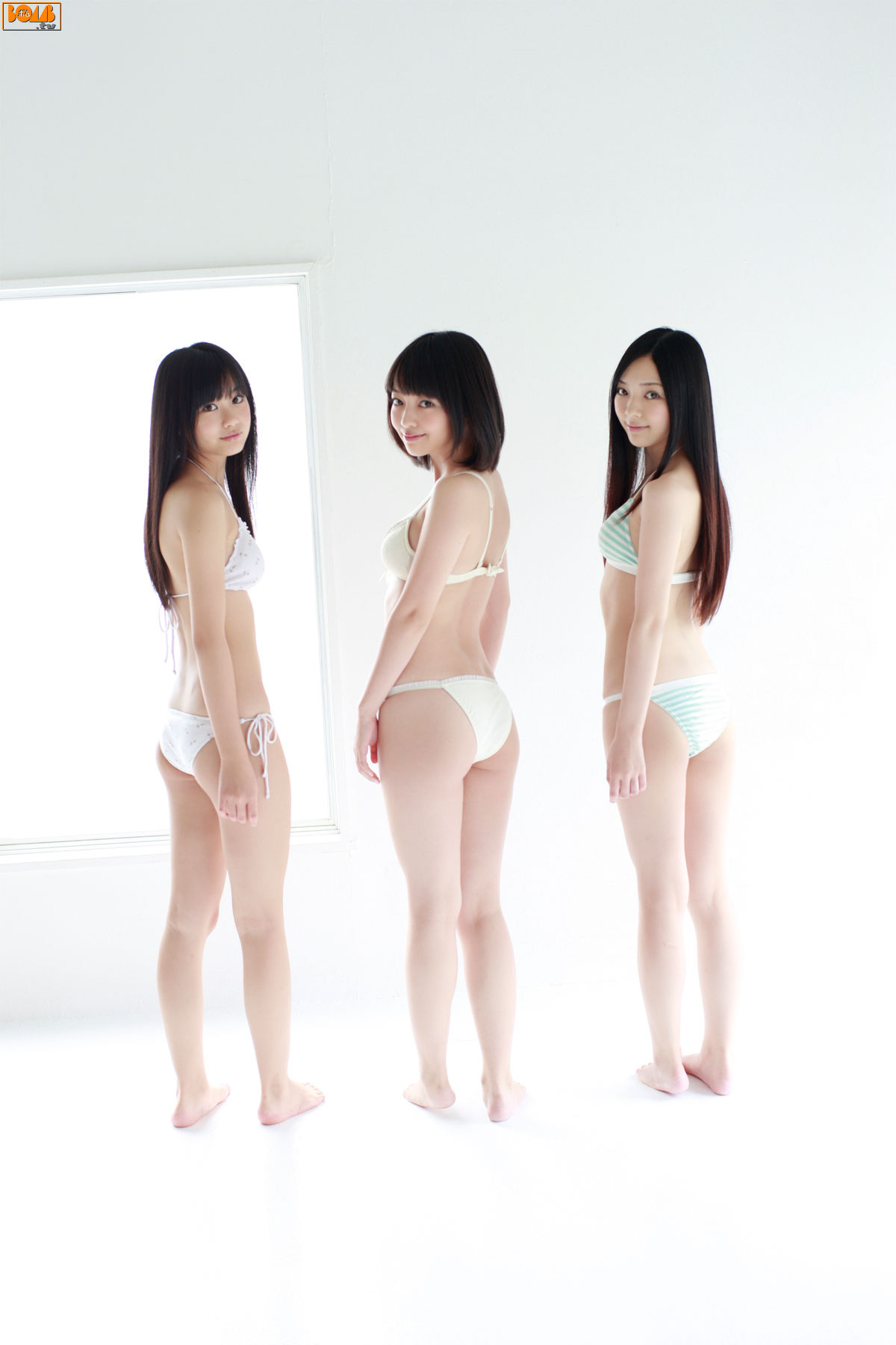 [Bomb.TV] 2011年10月号 広瀬玲奈、伊藤優衣、安藤遥