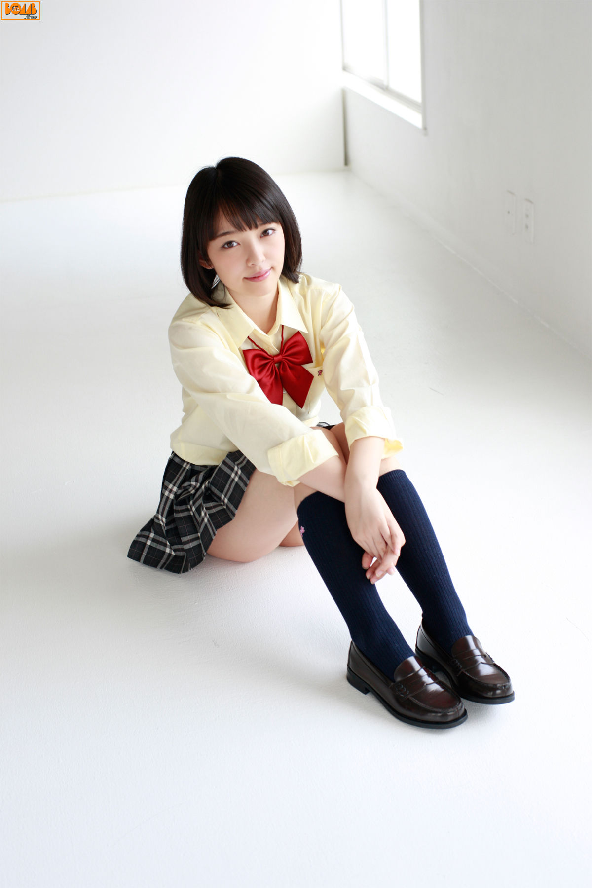 [Bomb.TV] 2011年10月号 広瀬玲奈、伊藤優衣、安藤遥