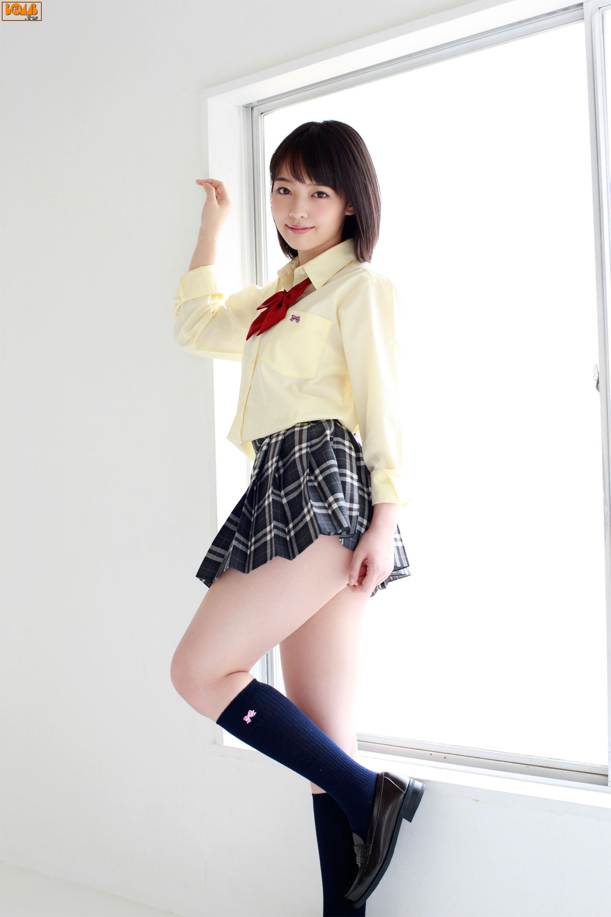 [Bomb.TV] 2011年10月号 広瀬玲奈、伊藤優衣、安藤遥