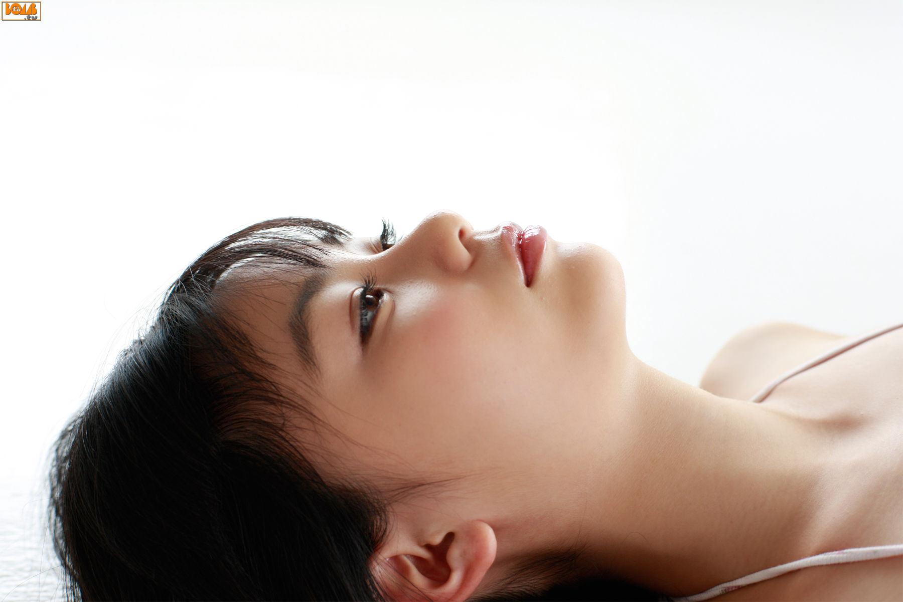 [Bomb.TV] 2011年10月号 広瀬玲奈、伊藤優衣、安藤遥